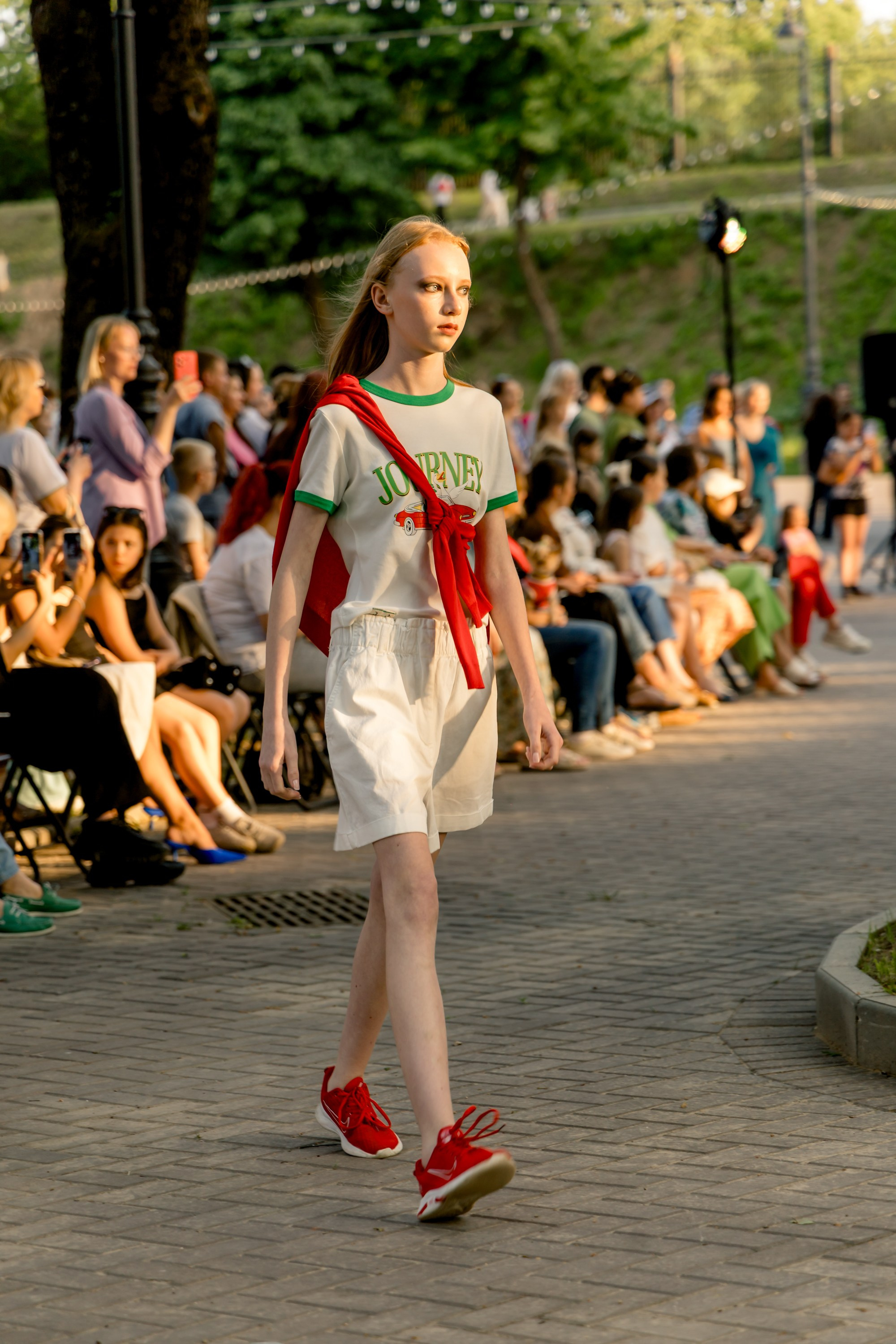 Smolensk Fashion Week 2025_показы_ДЕНЬ 1_ВЕЧЕРНИЙ ПОКАЗ_19:00. Главная