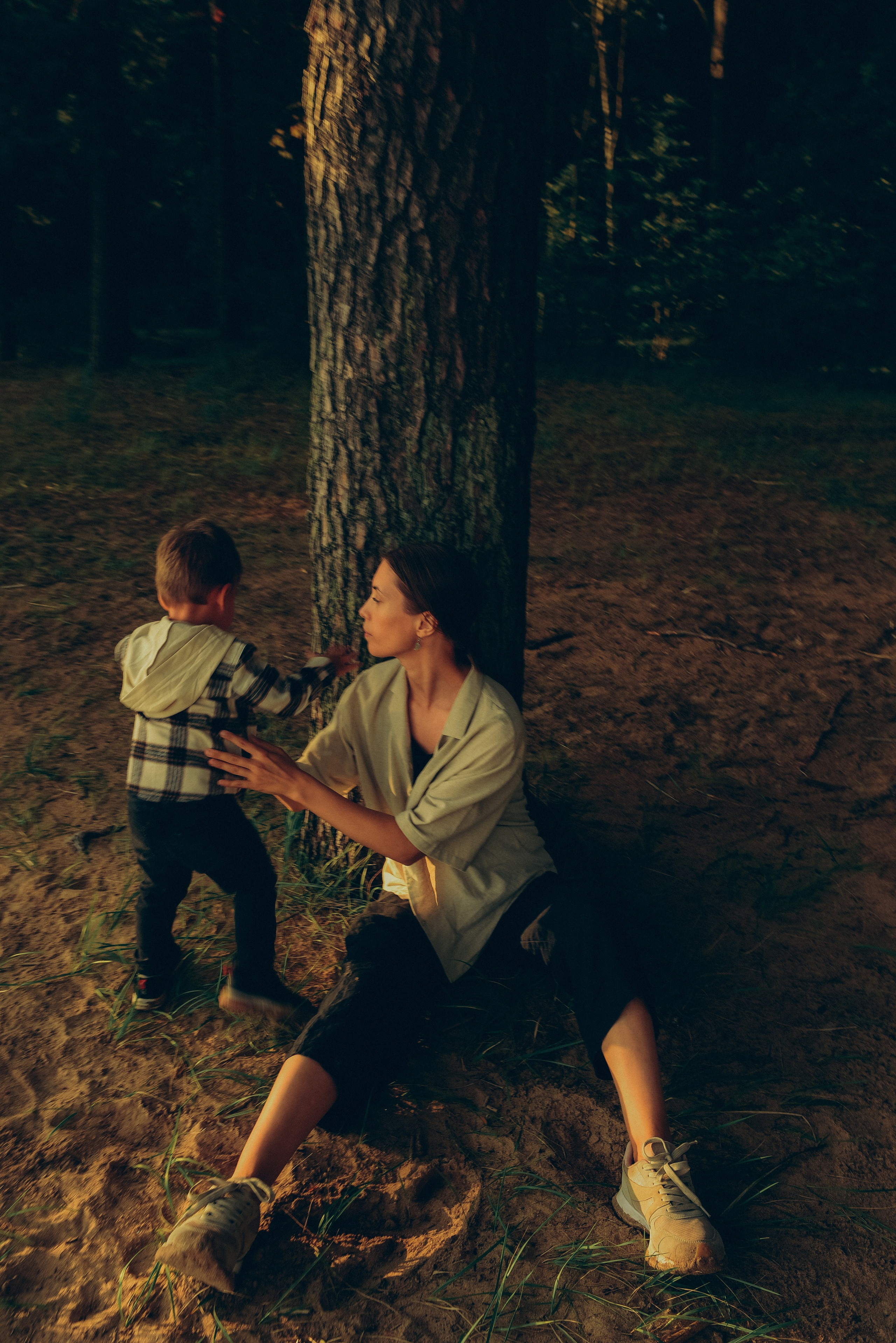 Фотопрогулка мама и сын. Екатерина и Илай. Семейный и свадебный фотограф в Санкт-Петербурге Яна