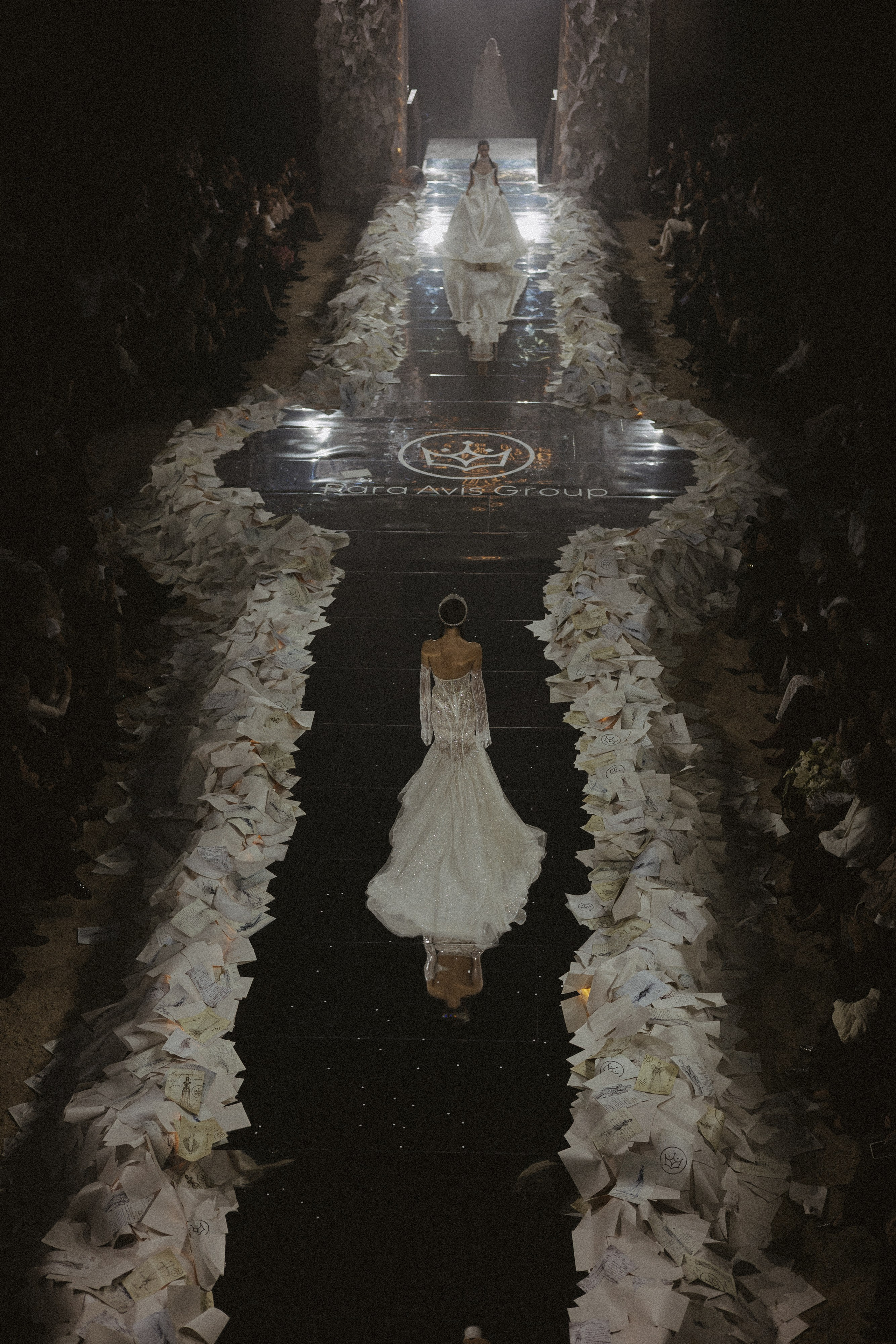 Rara Avis Fashion Show 2026. Fusion Wedding Photographer