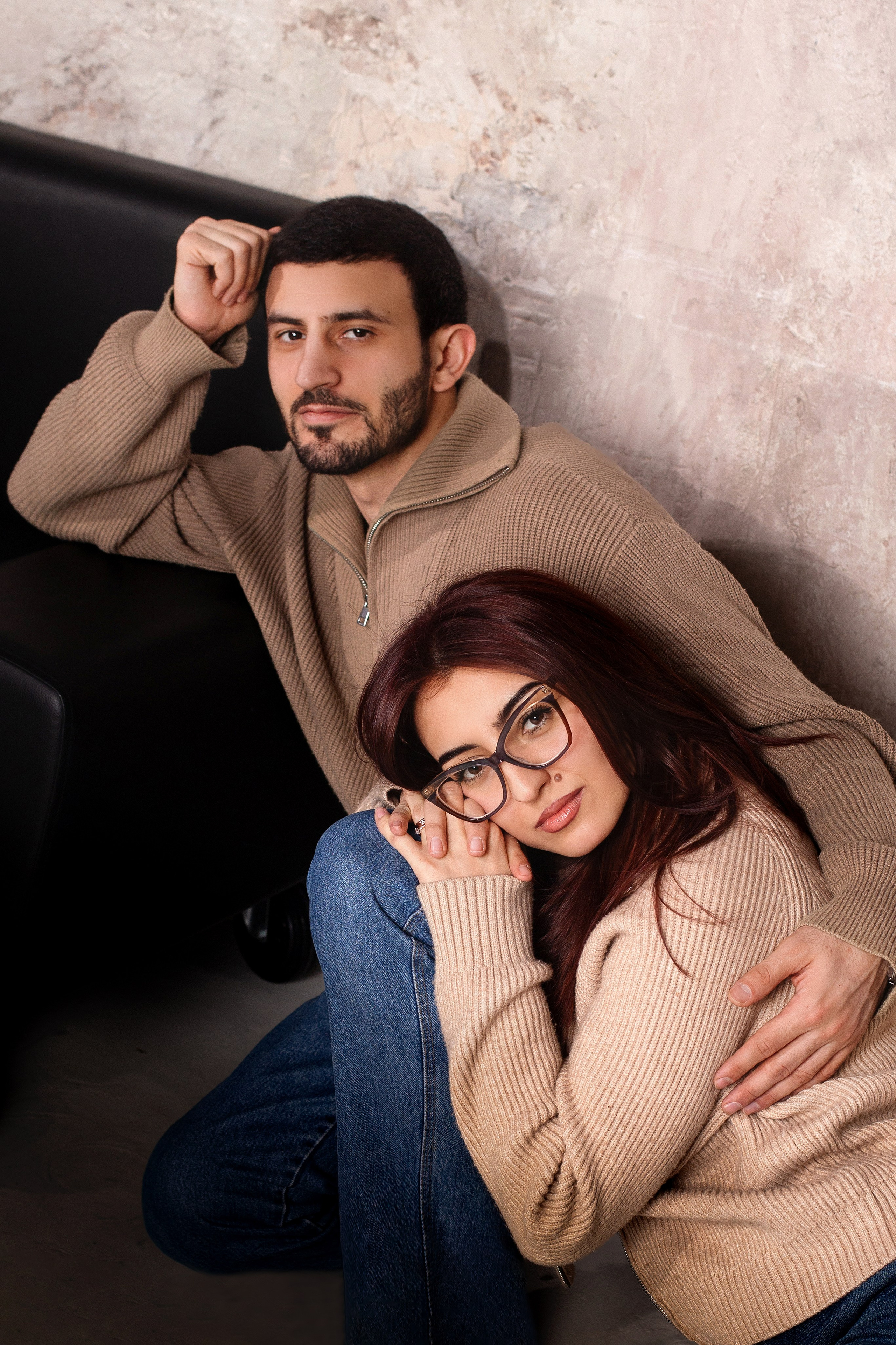 Романтическая фотосессия пары в студии. Фотограф Ставрополь Пятигорск Елизавета Дарина