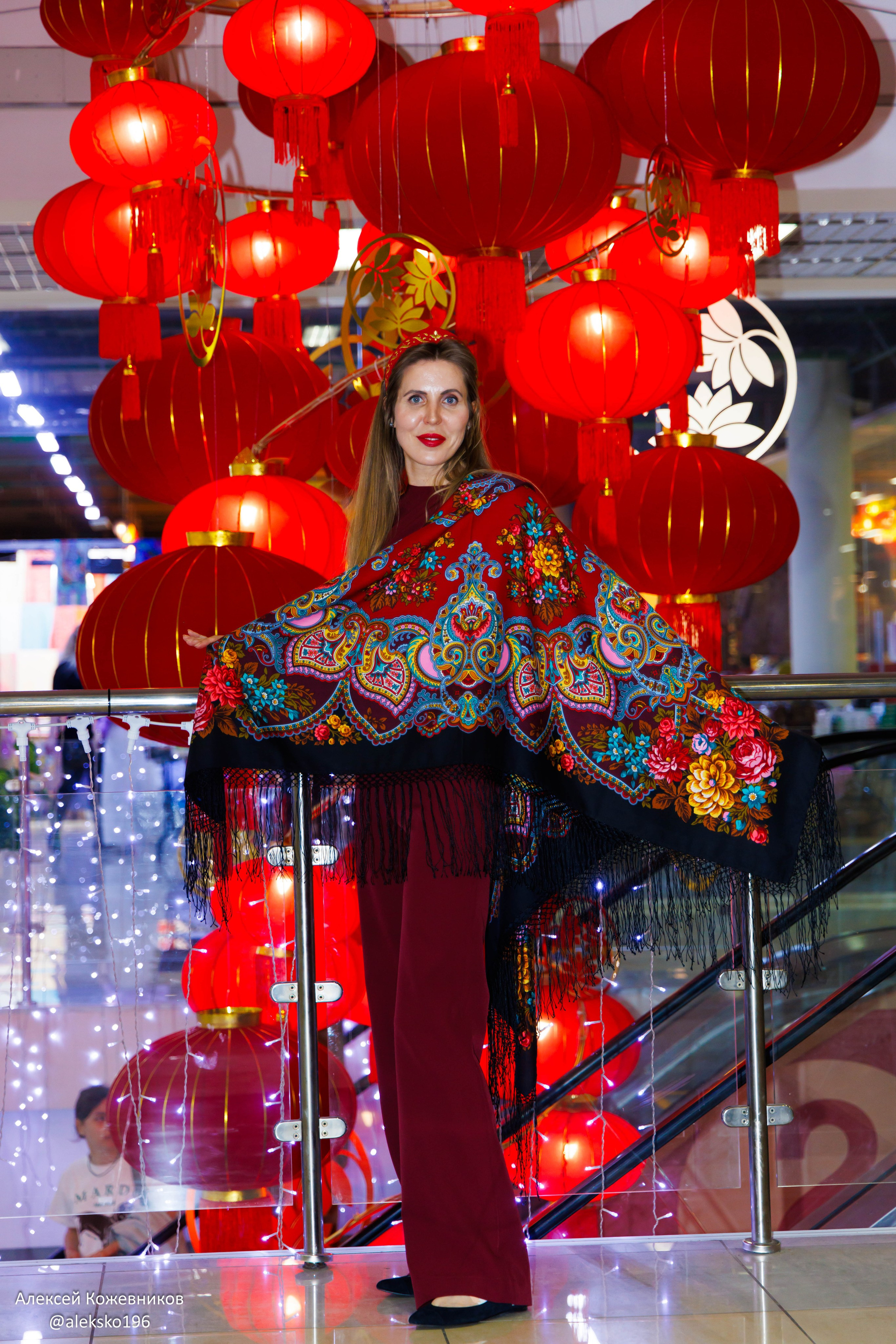 Модный показ Ханой Москва. Коллекционер и искусствовед Олеся Ястребова