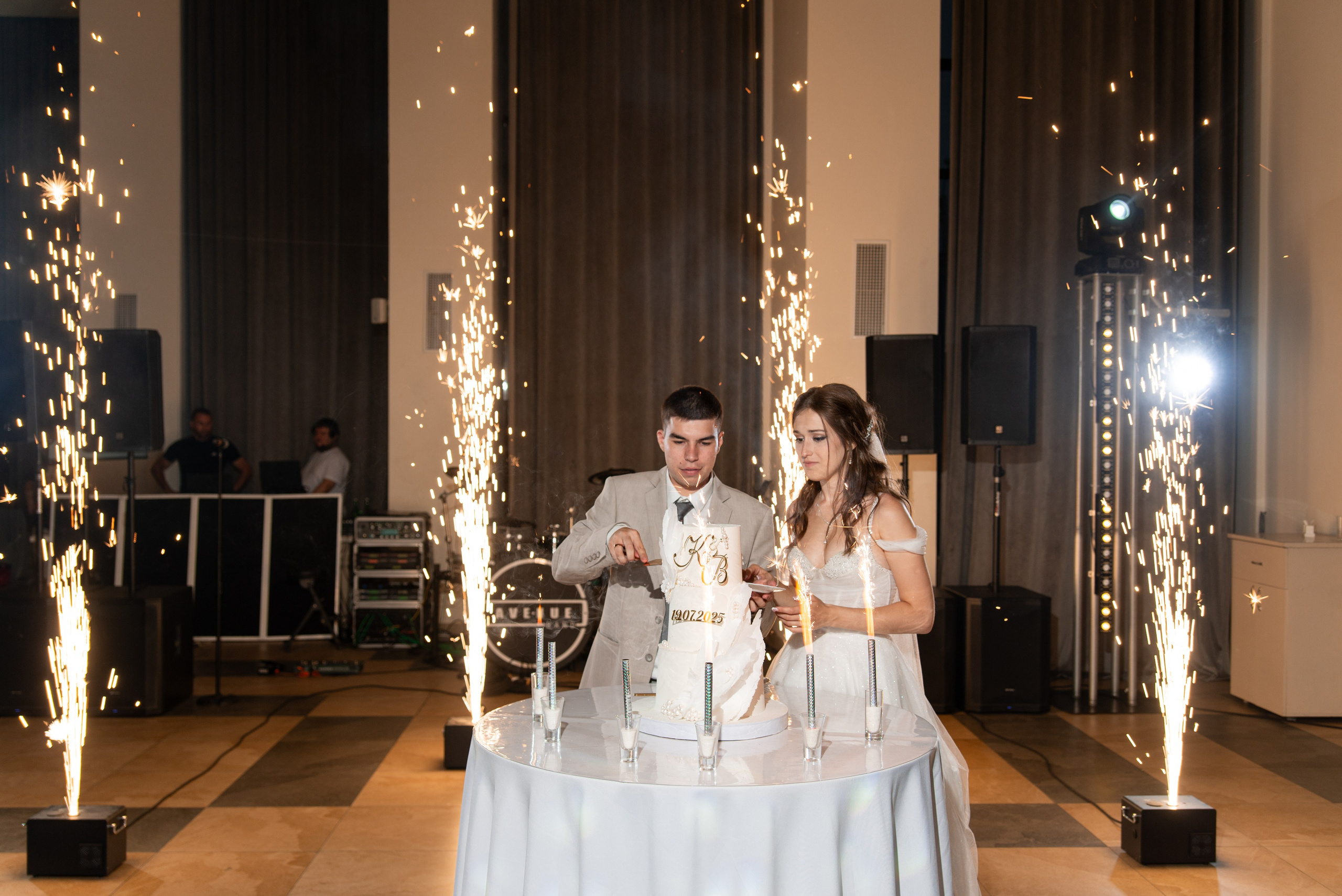 Свадебный репортаж. Меня зовут Александр Литвинчук и я свадебный фотограф в Саратове