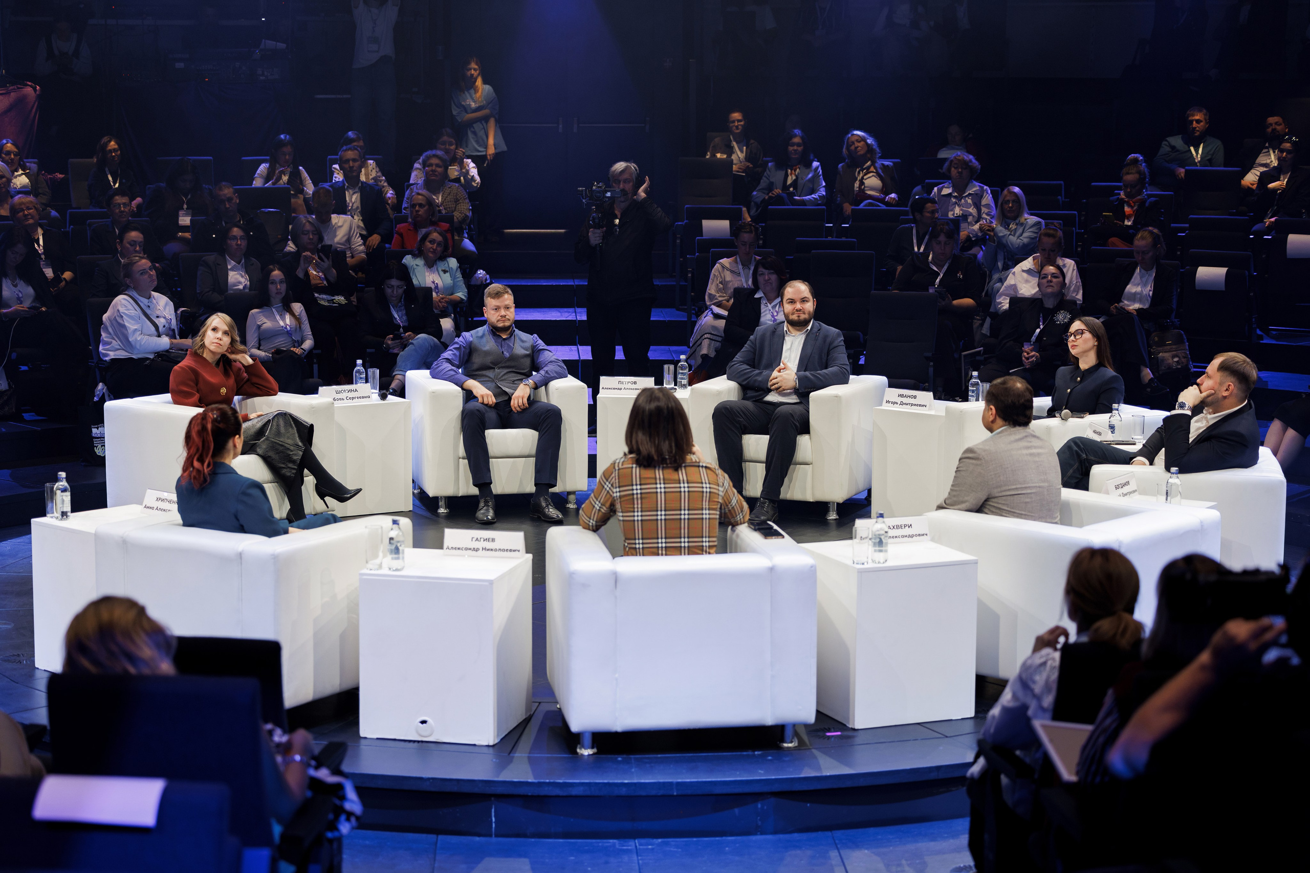 Business. Максим Чернышев — фотограф