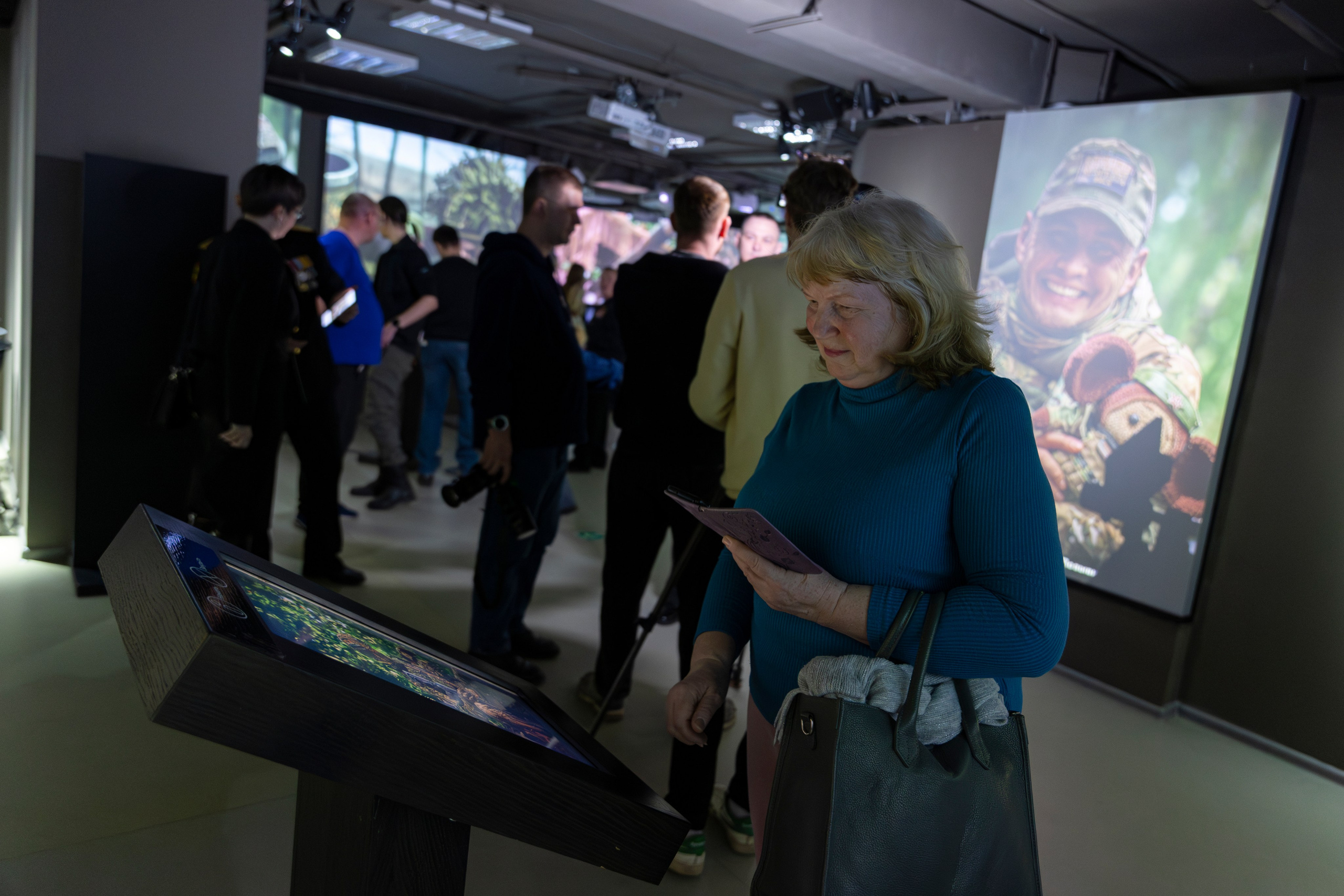 Выставка «Чёрные береты. Где мы, там — победа!». Олег Катакинов| Репортажный фотограф в городе у моря (Владивосток)