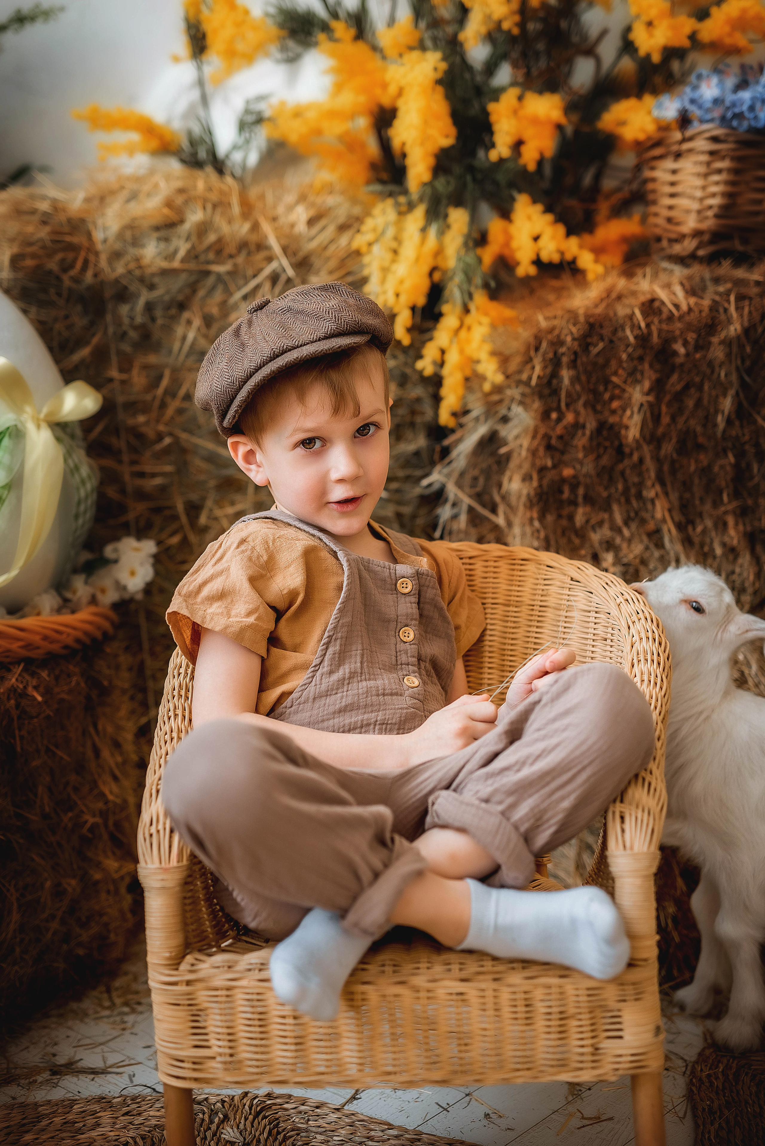 Пасхальная фотосессия с козленком. Семейный, детский фотограф в Воронеже Анна Никитина