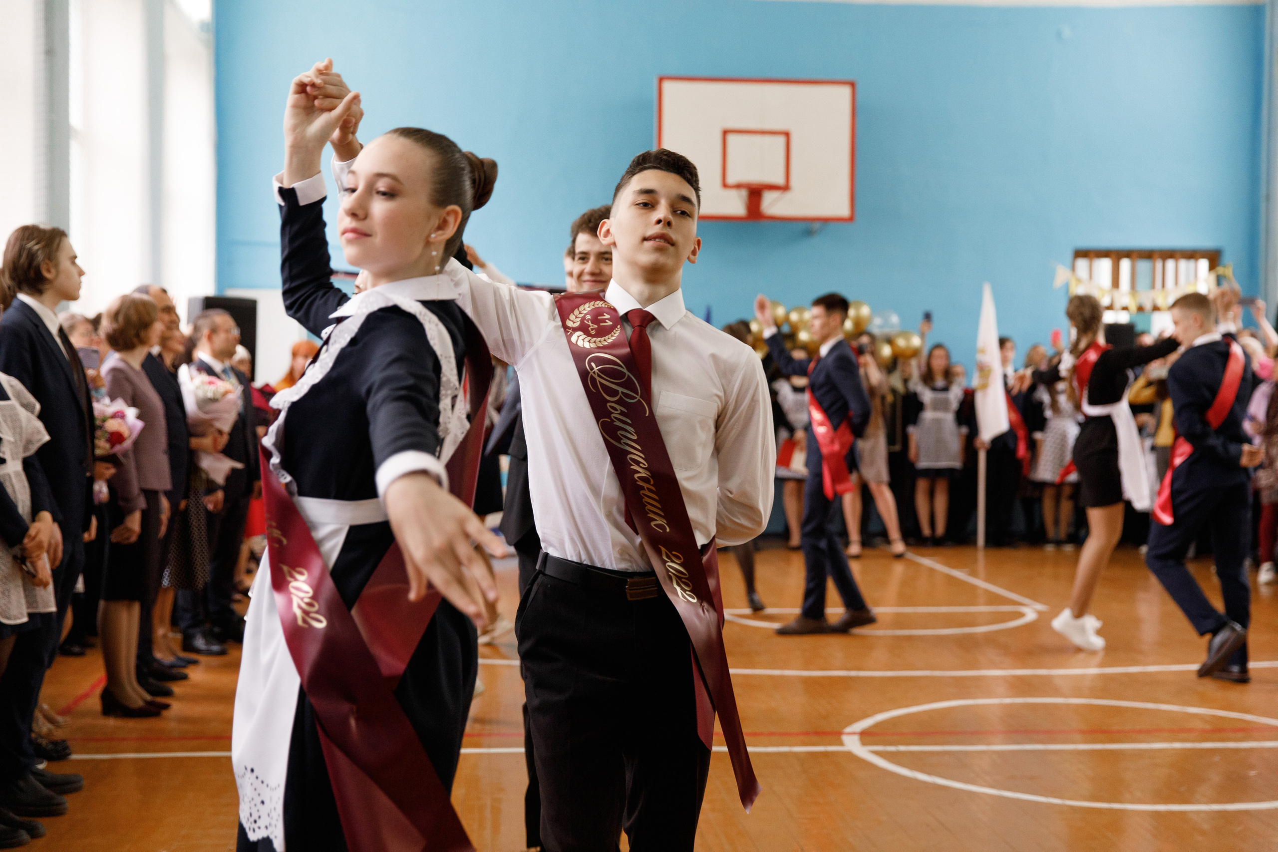 Последний звонок 114шк. Свадебный и семейный фотограф в Уфе Руслан Миргаляов