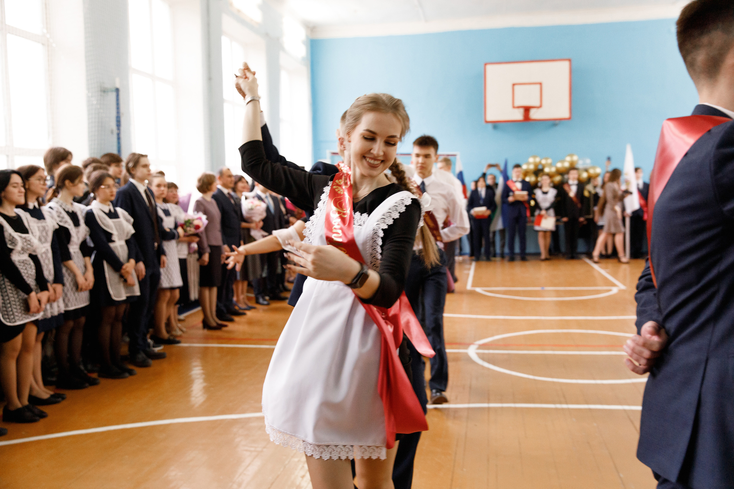 Последний звонок 114шк. Свадебный и семейный фотограф в Уфе Руслан Миргаляов