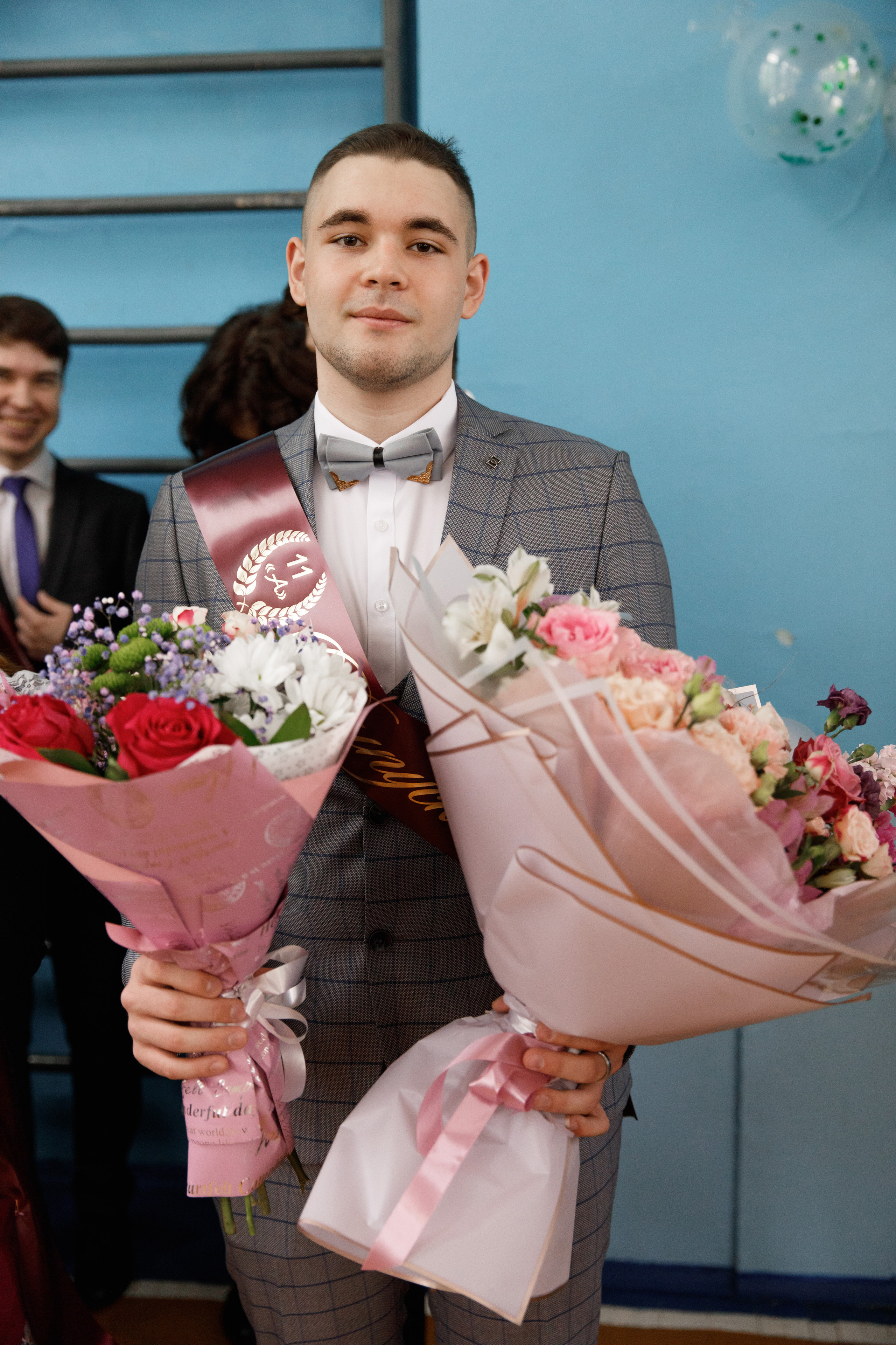 Последний звонок 114шк. Свадебный и семейный фотограф в Уфе Руслан Миргаляов