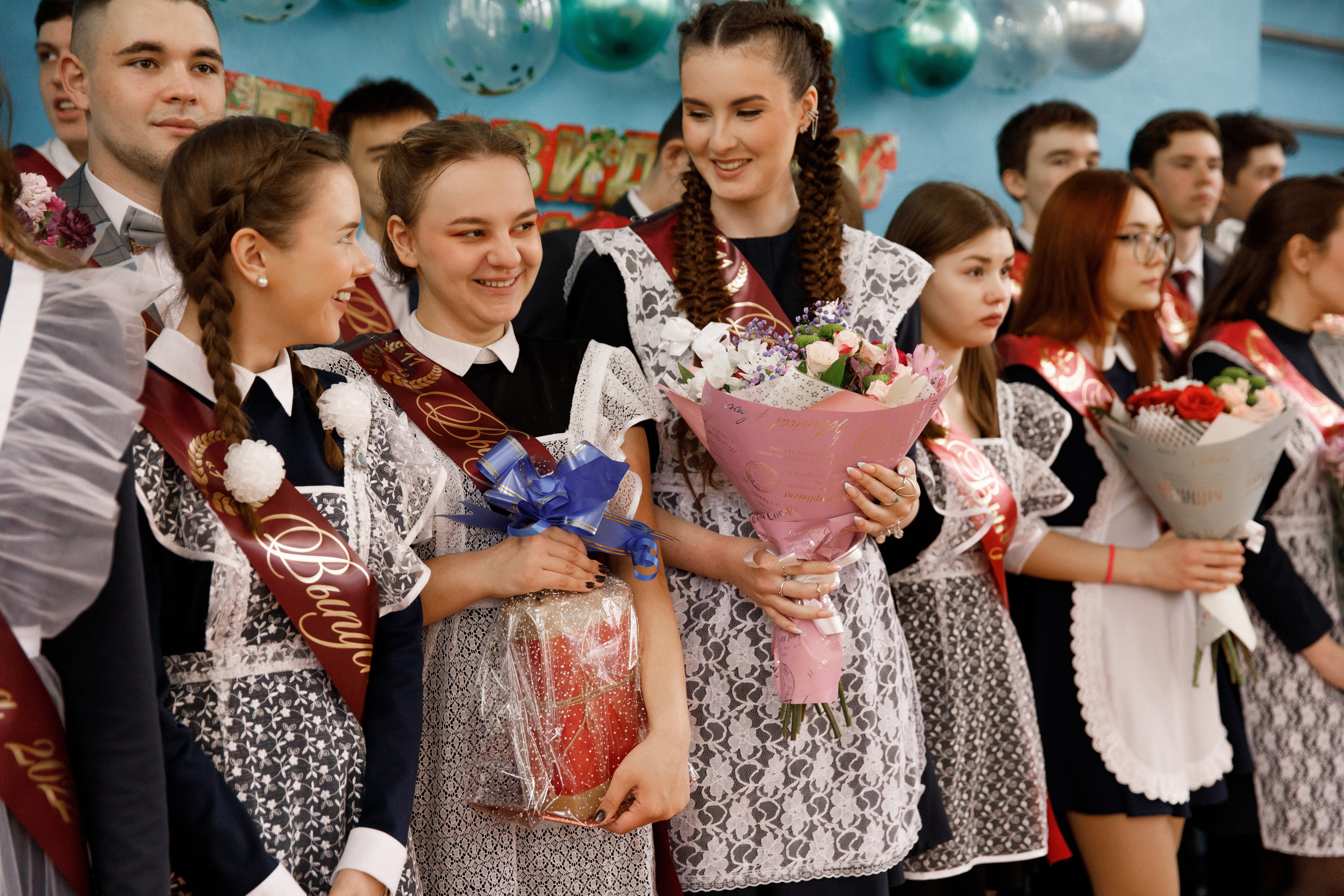 Последний звонок 114шк. Свадебный и семейный фотограф в Уфе Руслан Миргаляов