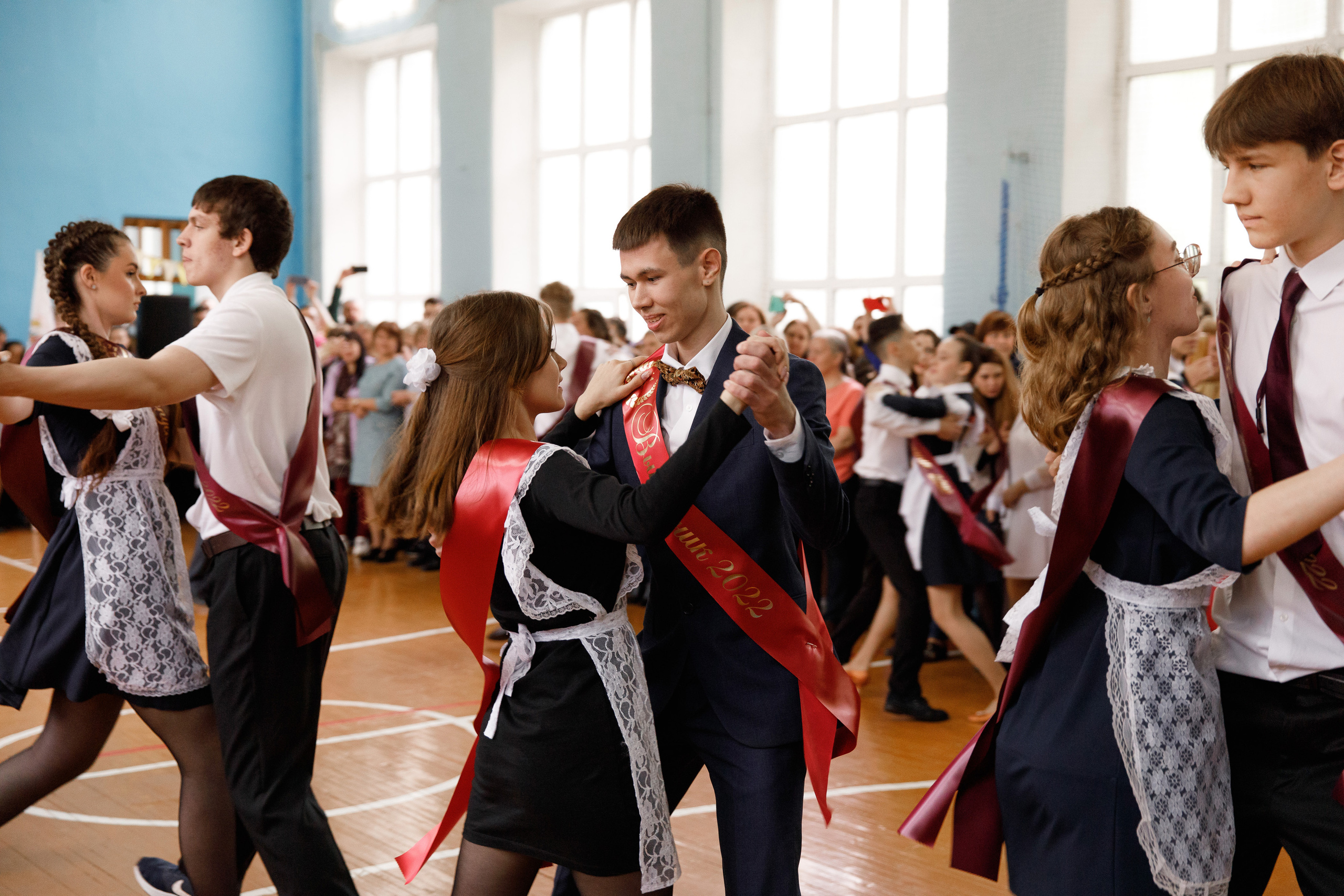 Последний звонок 114шк. Свадебный и семейный фотограф в Уфе Руслан Миргаляов
