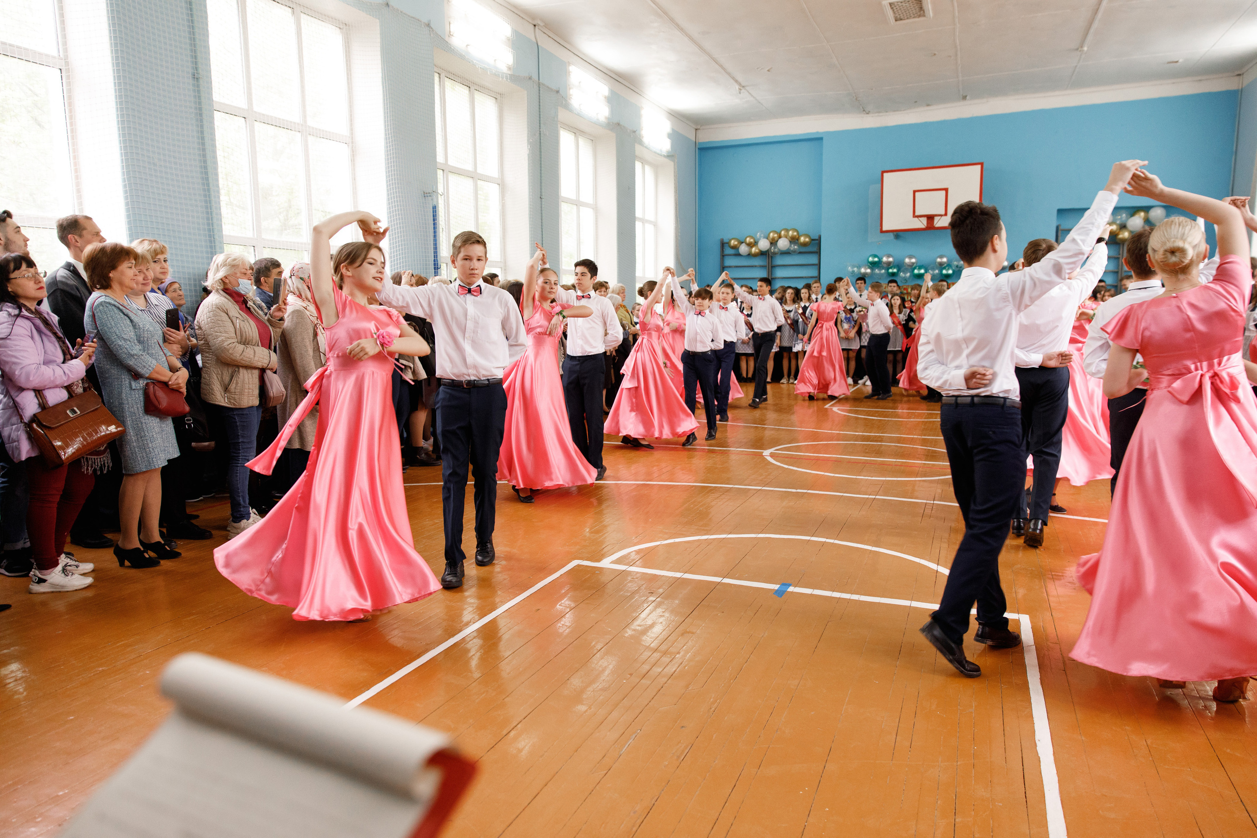 Последний звонок 114шк. Свадебный и семейный фотограф в Уфе Руслан Миргаляов