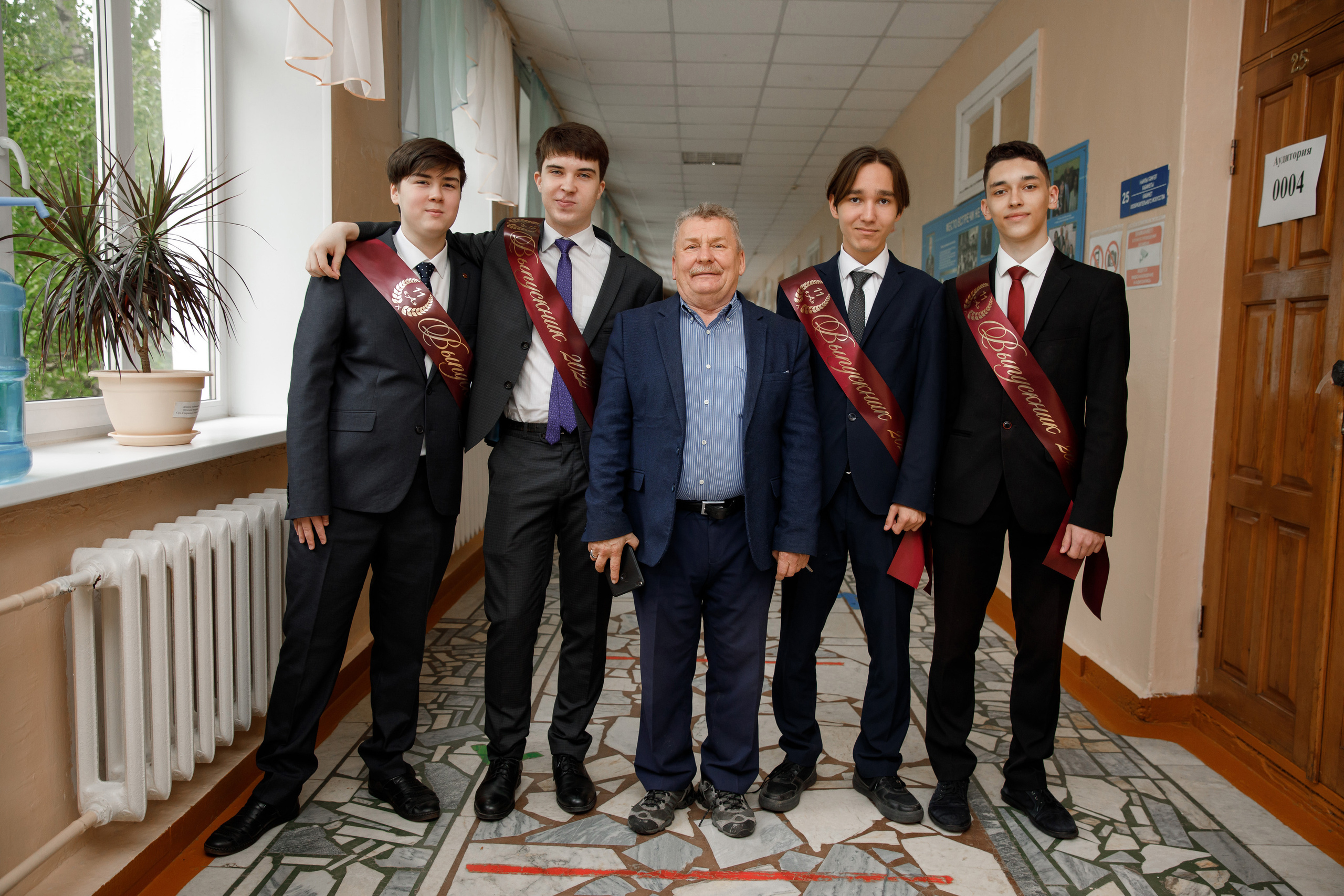 Последний звонок 114шк. Свадебный и семейный фотограф в Уфе Руслан Миргаляов