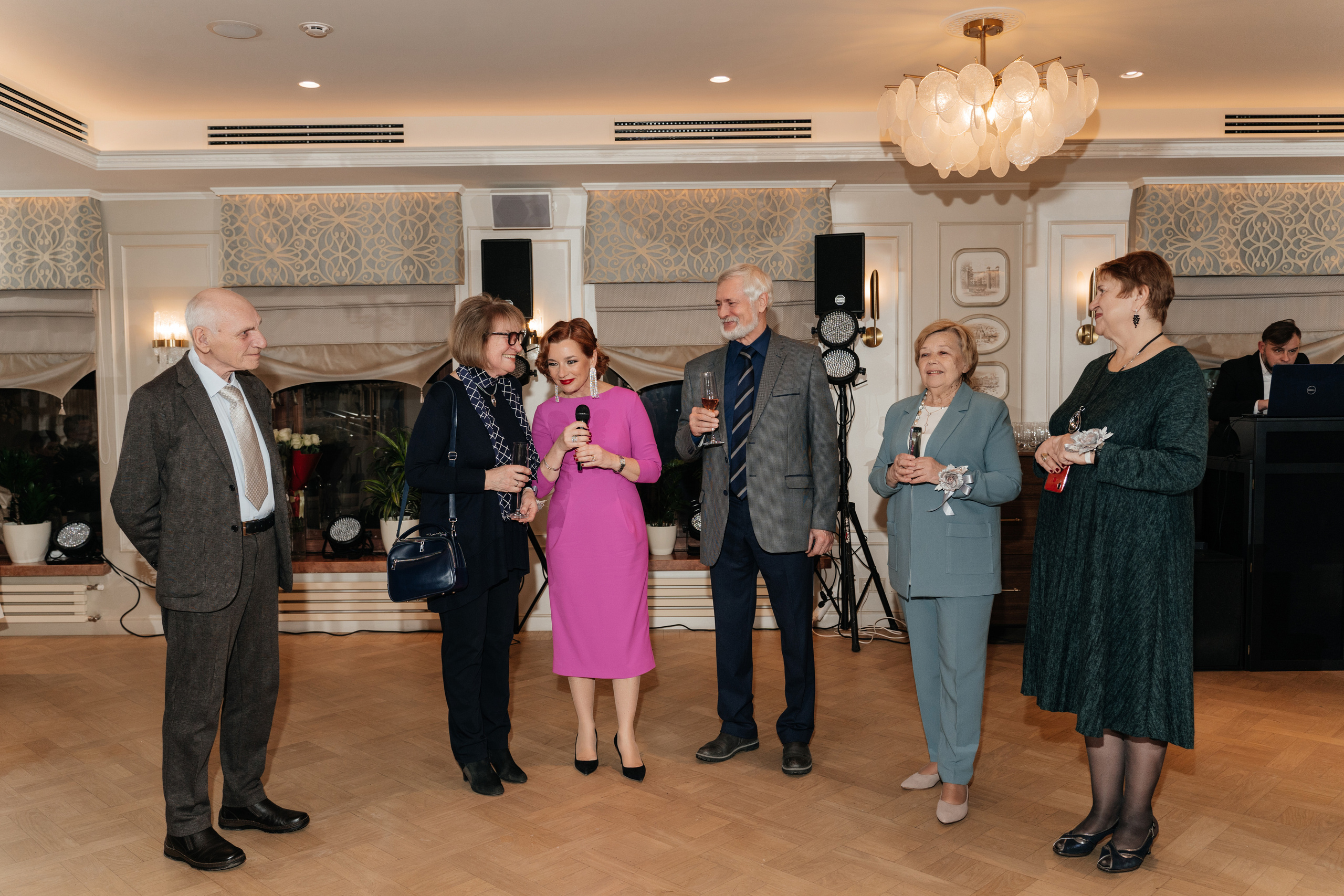 В кругу родных. Свадебный фотограф Москва Александра Аверкова