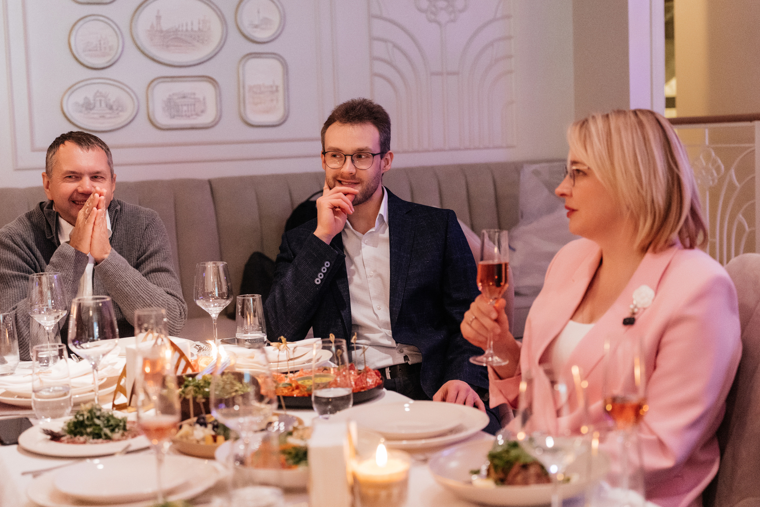 В кругу родных. Свадебный фотограф Москва Александра Аверкова