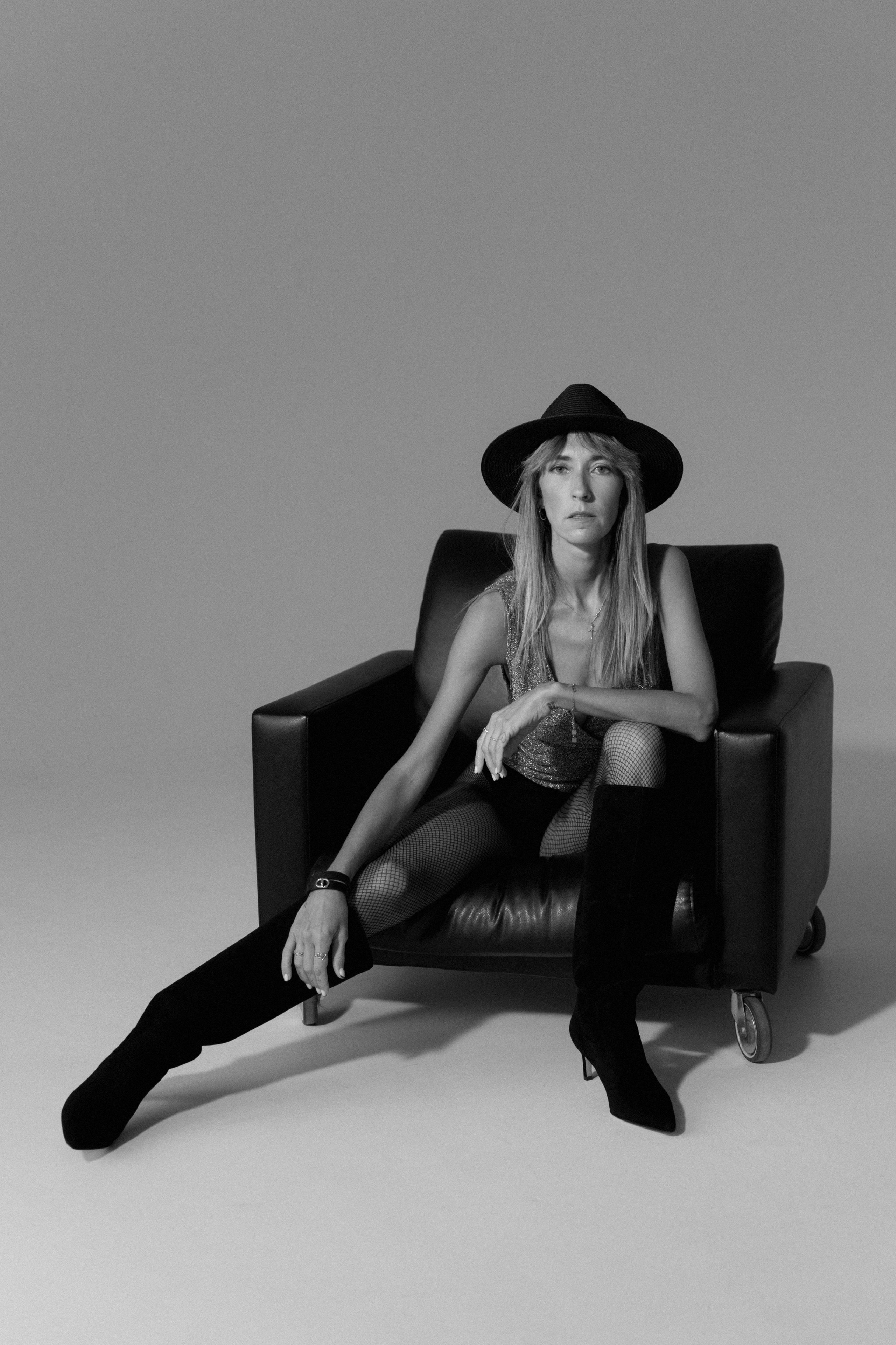 Девочки, студийная чб. Свадебный фотограф Москва Александра Аверкова