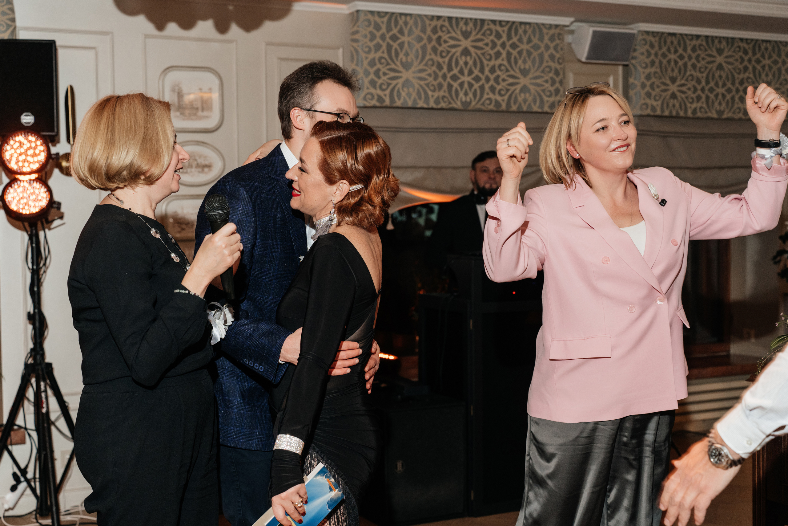 В кругу родных. Свадебный фотограф Москва Александра Аверкова