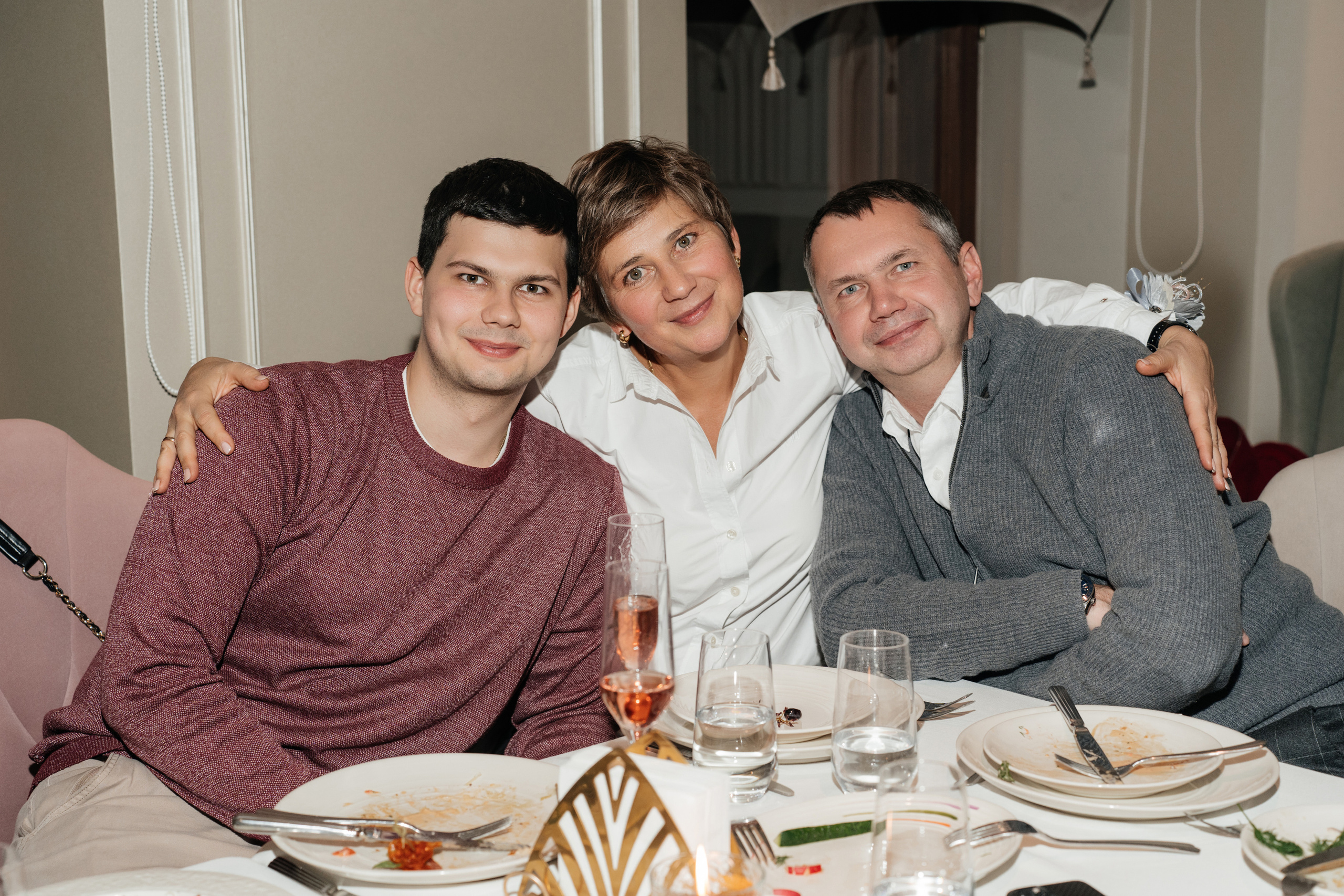 В кругу родных. Свадебный фотограф Москва Александра Аверкова