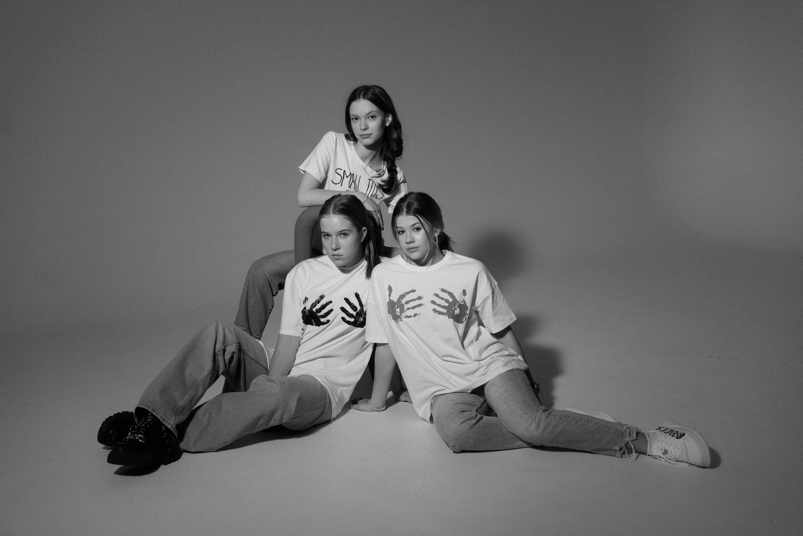 Девочки, студийная чб. Свадебный фотограф Москва Александра Аверкова