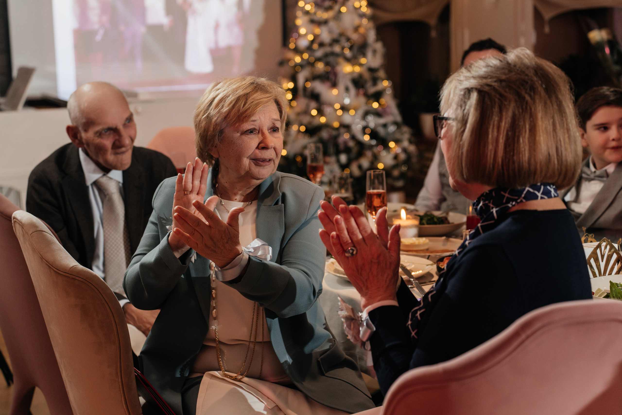 В кругу родных. Свадебный фотограф Москва Александра Аверкова
