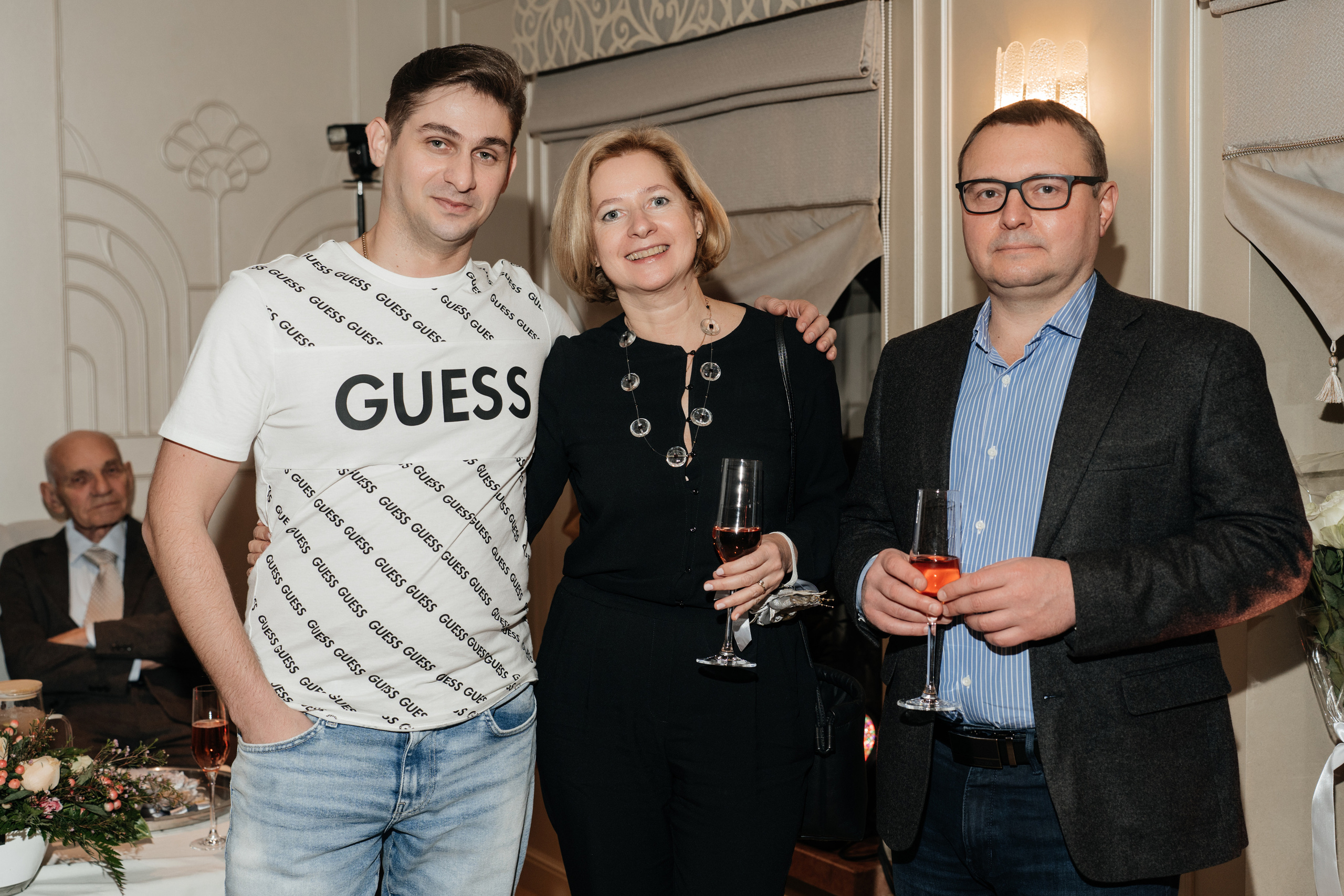 В кругу родных. Свадебный фотограф Москва Александра Аверкова