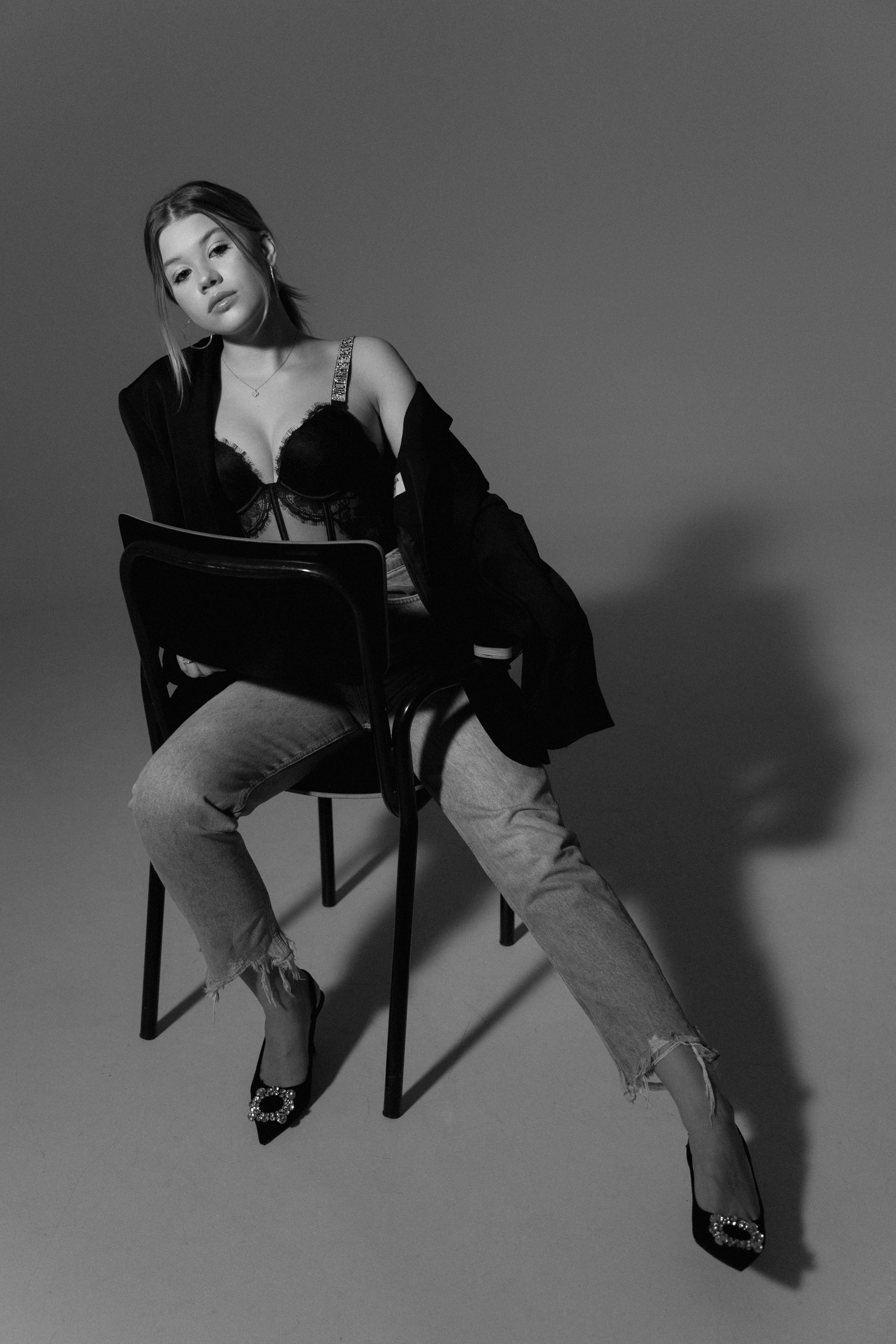 Девочки, студийная чб. Свадебный фотограф Москва Александра Аверкова