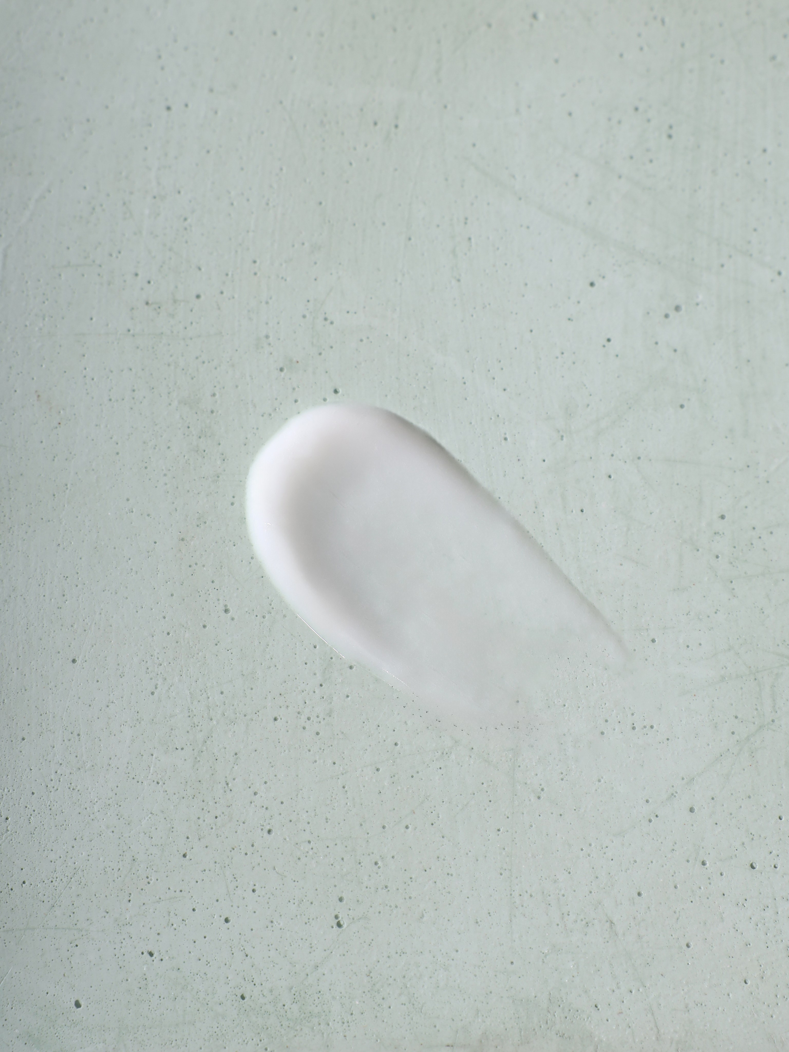 Предметные фотографии шампуня и ретушь в Санкт-Петербурге | Фотограф и ретушер Дарья Мейкер. Дарья Мейкер • Фотограф в Санкт-Петербурге