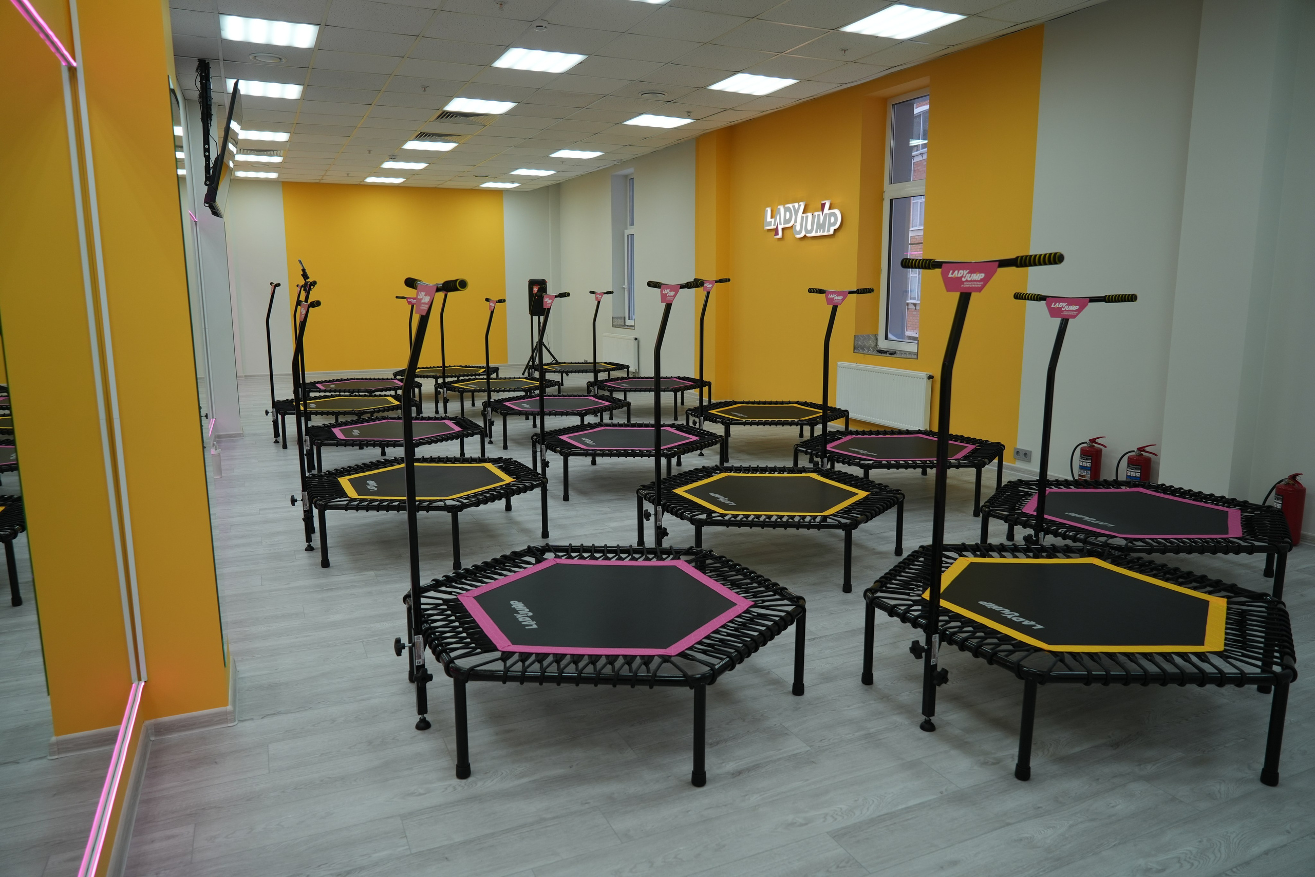 Открытие батутного центра «Lady Jump». Видеограф и Фотограф в Москве