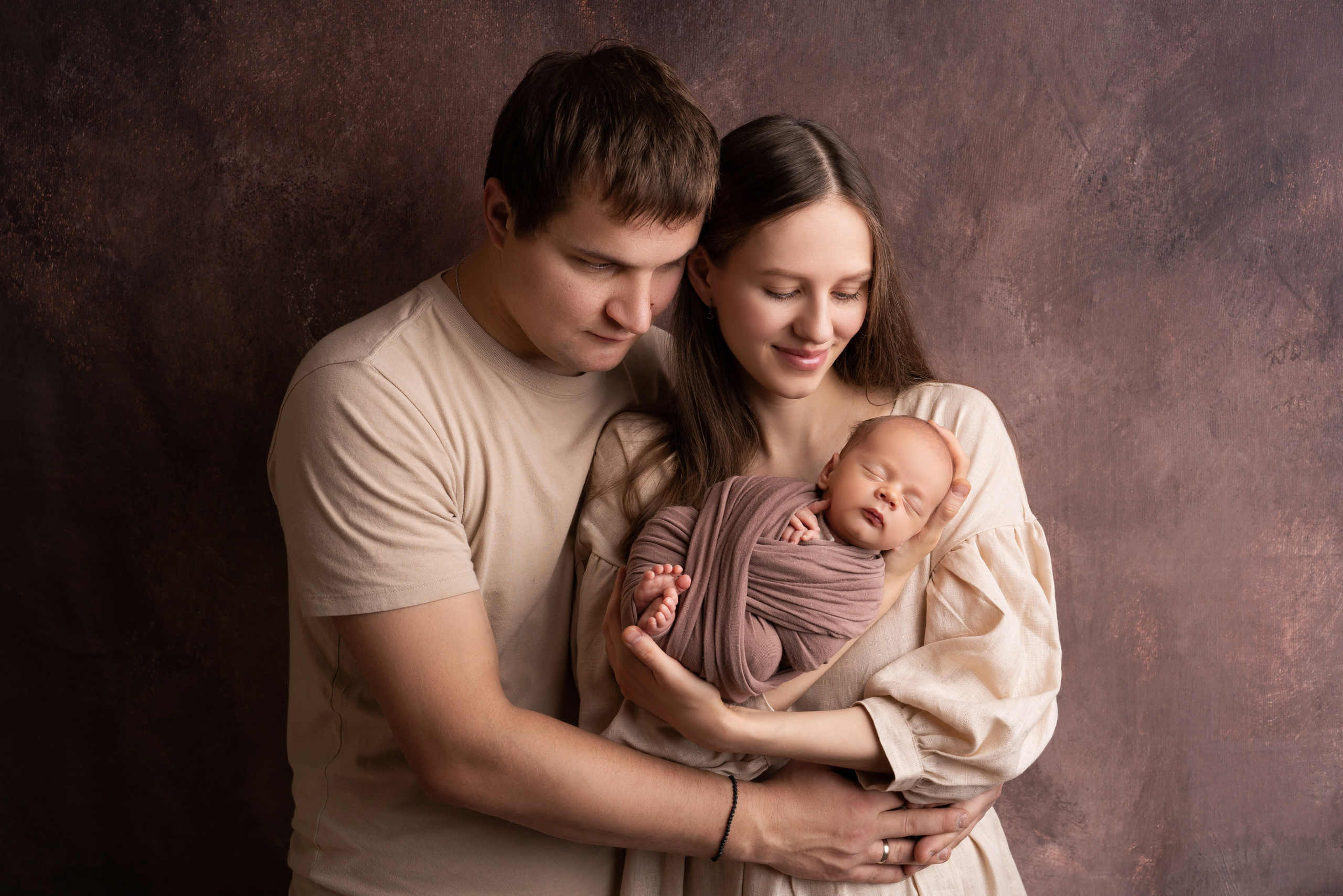 Семейные фотосессии с новорожденными | Трогательные кадры малышей и их близких в Москве и МО. Фотосессия новорожденных в Москве и Московской области | Профессиональный фотограф newborn — Татьяна Иванова