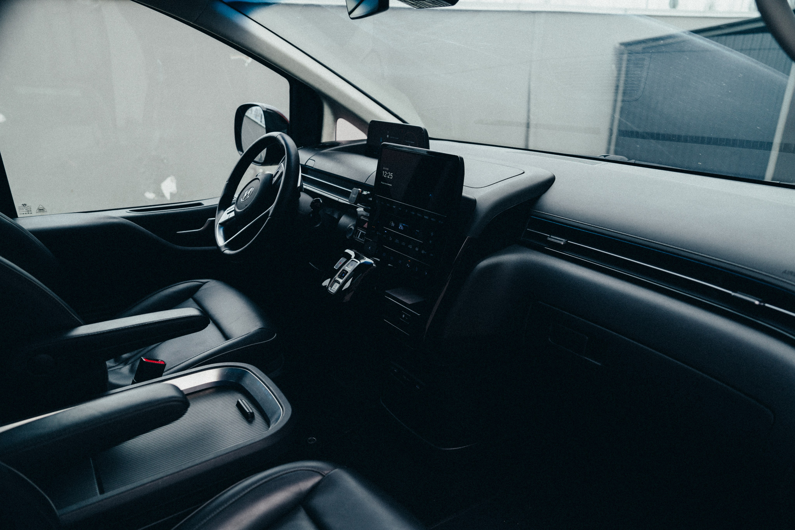 Hyundai Staria. Идеальные портреты для соцсетей — Фотограф Ленар