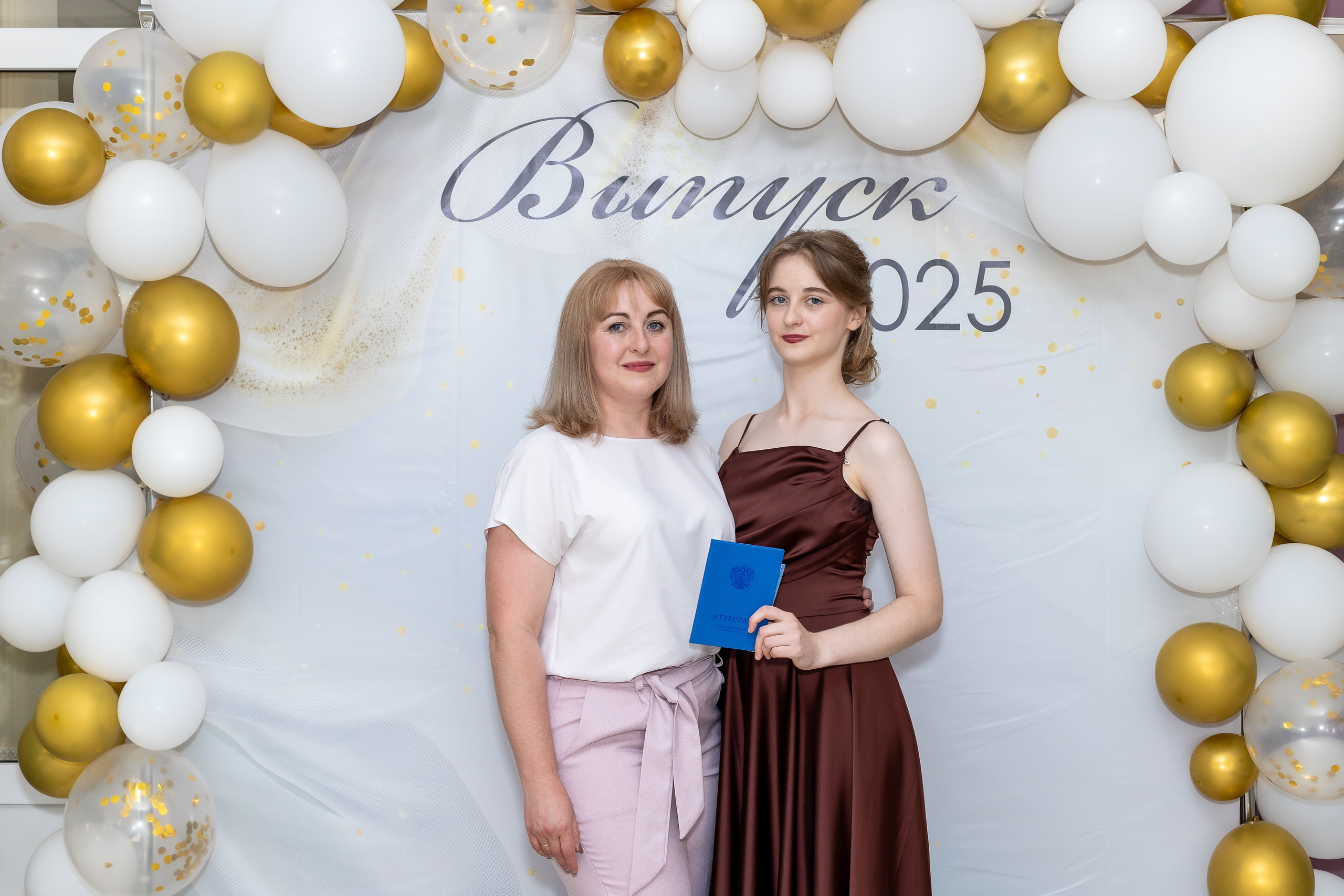 Вручение аттестата 2025. Выпускные альбомы Майкоп, Краснодар Елена Золотарева