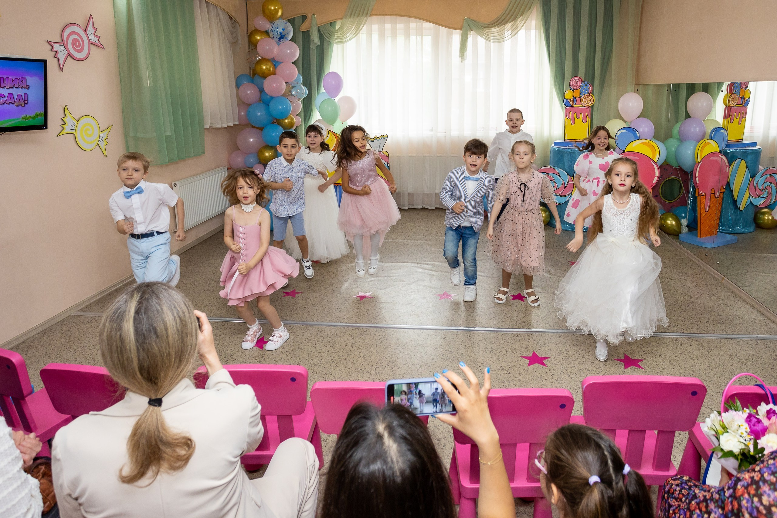 Выпускной Детский сад, 2 часа, 8000. Выпускные альбомы Майкоп, Краснодар Елена Золотарева