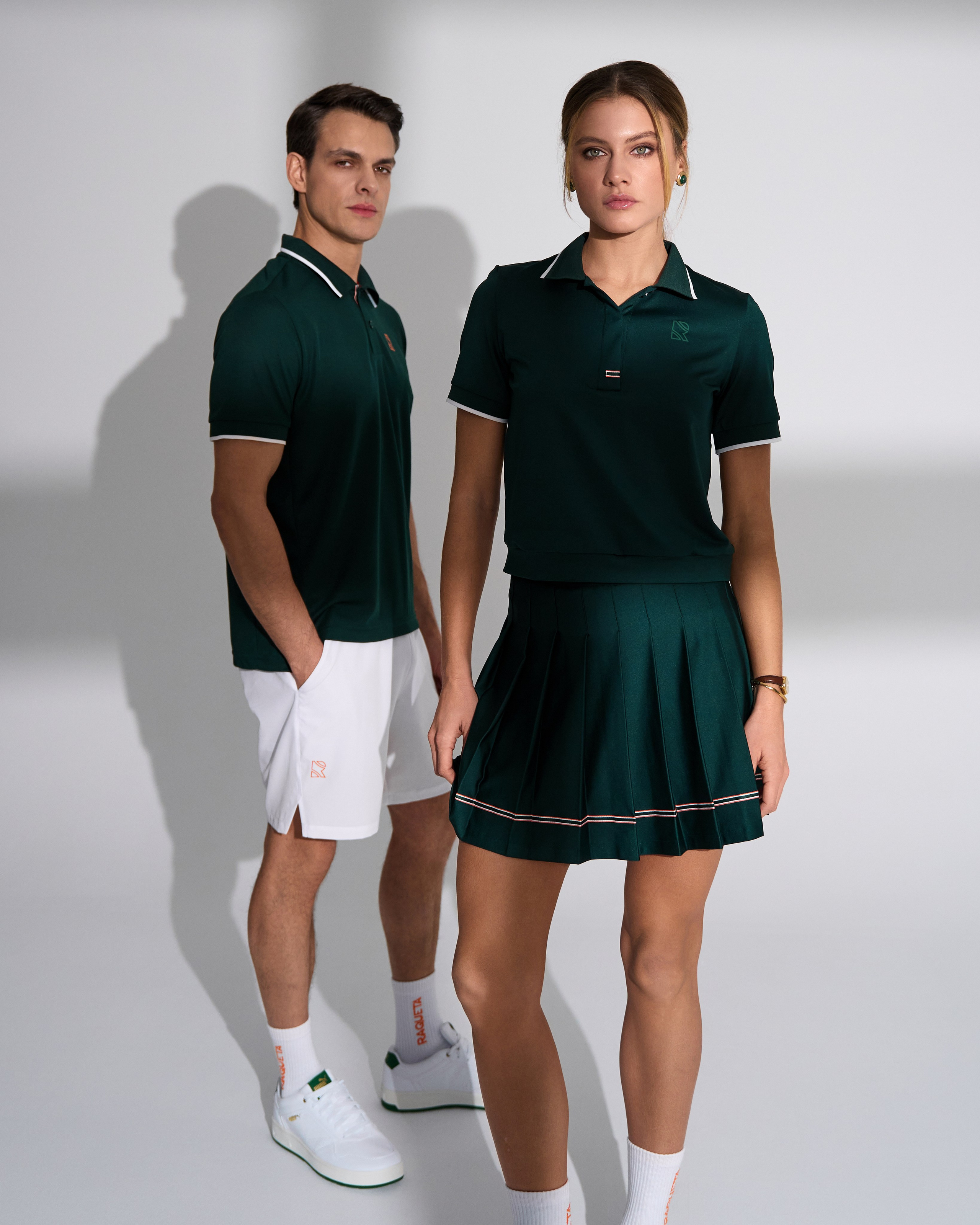 RAQUETA. 595 Production