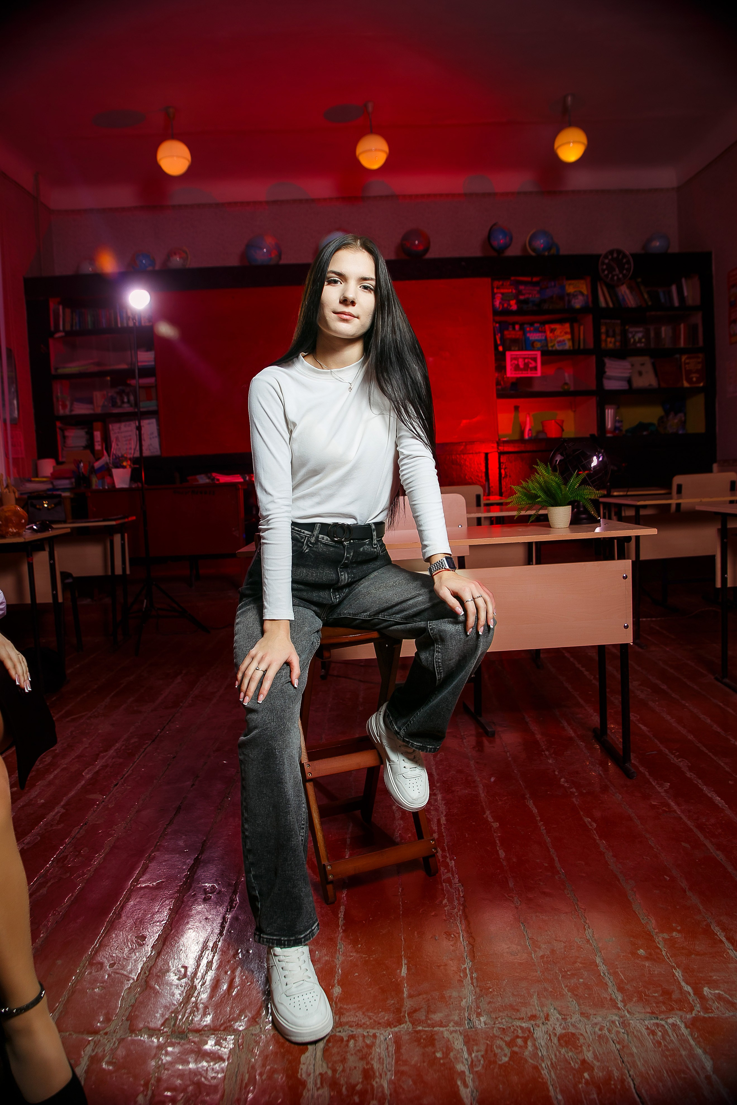 МОДЕРН. Выпускные альбомы в Донецке и ДНР. Фотограф Донецк и ДНР