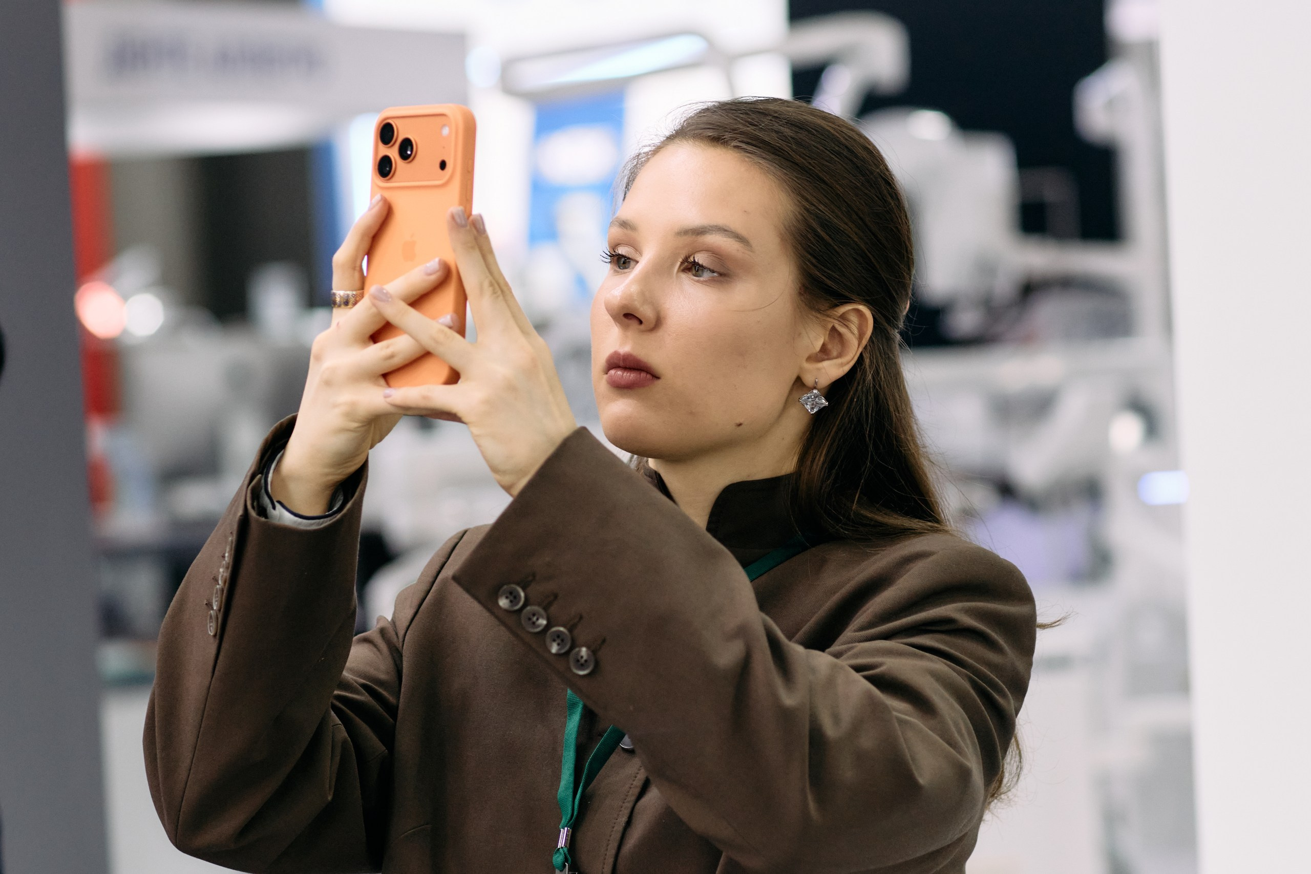 Дентал Салон 2026: Vatech. Свадебный и репортажный фотограф Дмитрий Кононенко