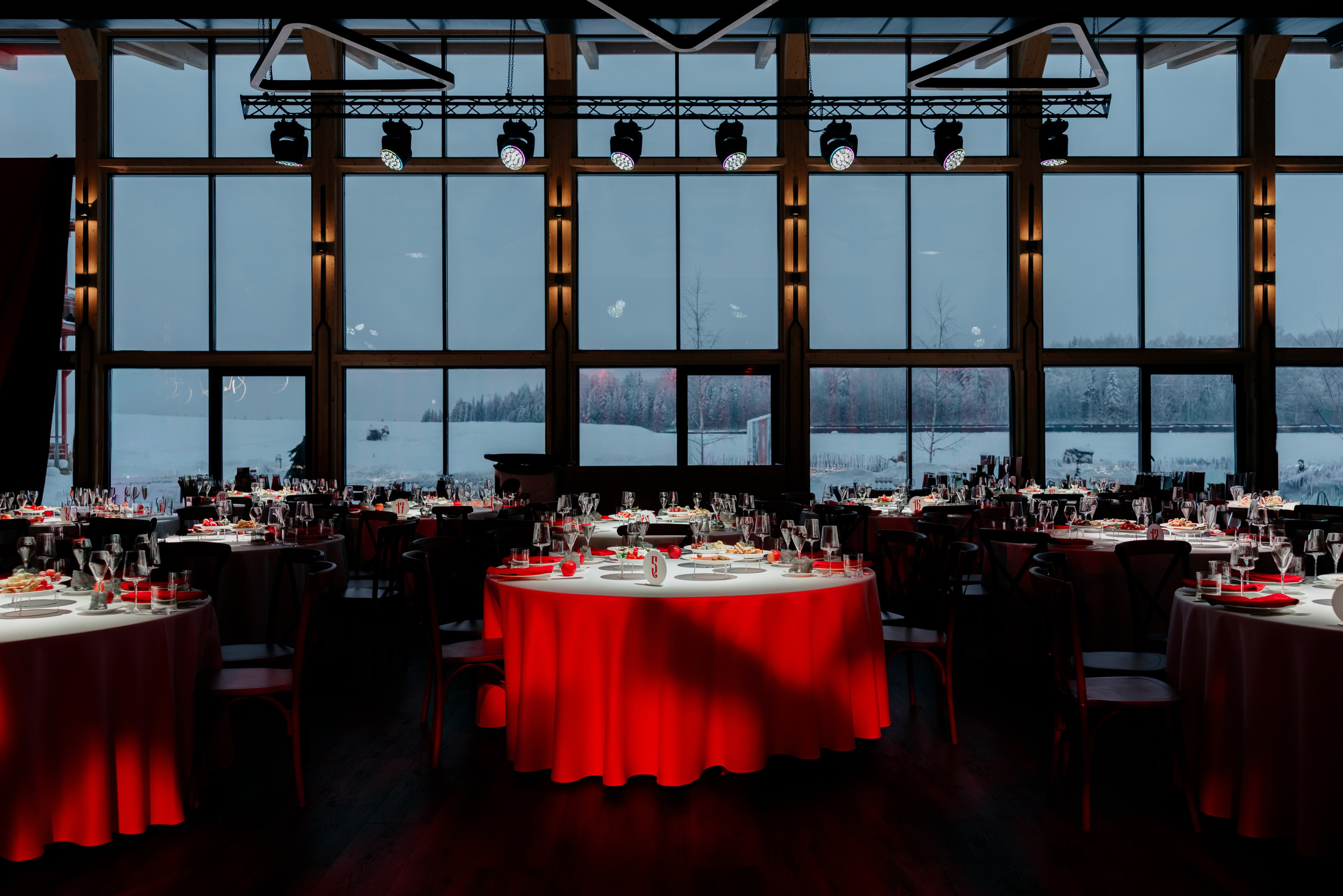 ИНФОРМПРОЕКТ. Свадебный и репортажный фотограф Киров | Вадим Карпук