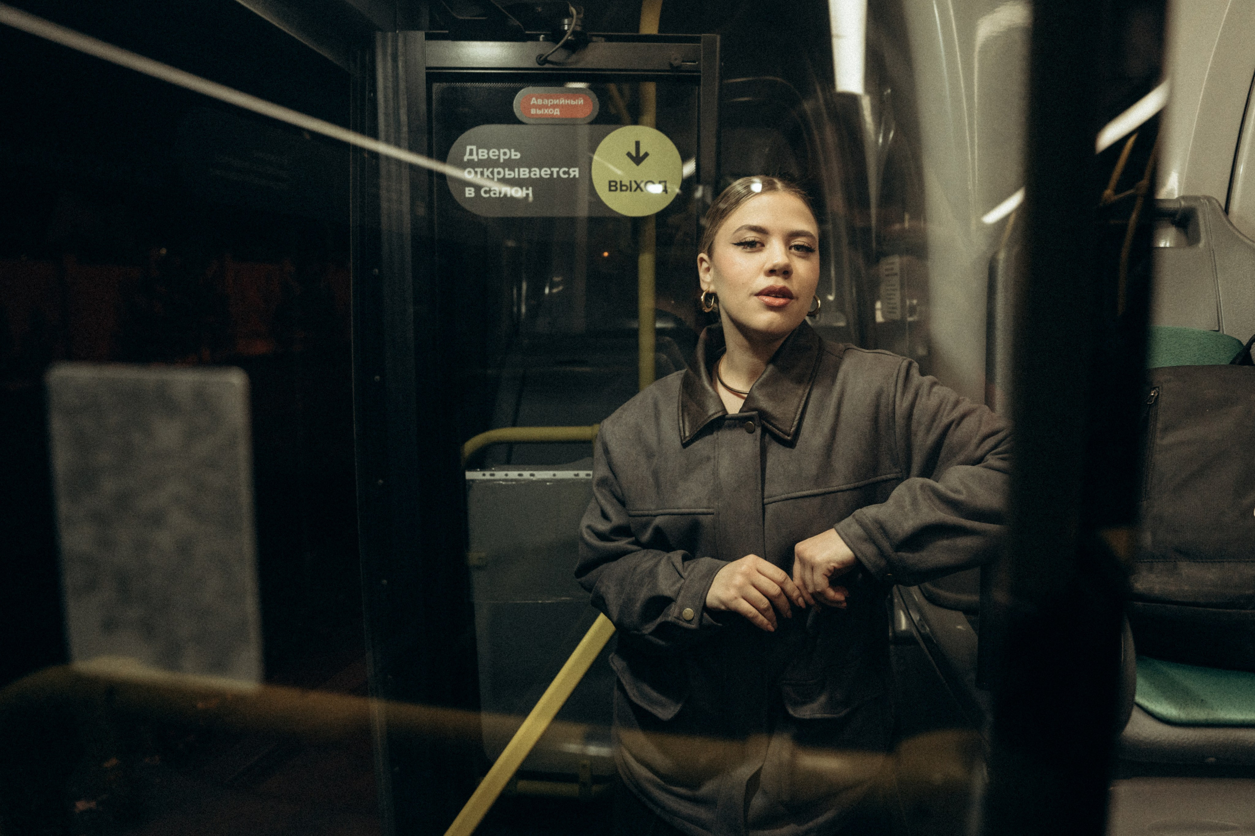 В автобусе. Фотограф и видеограф в Тюмени Екатерина Чернецкая