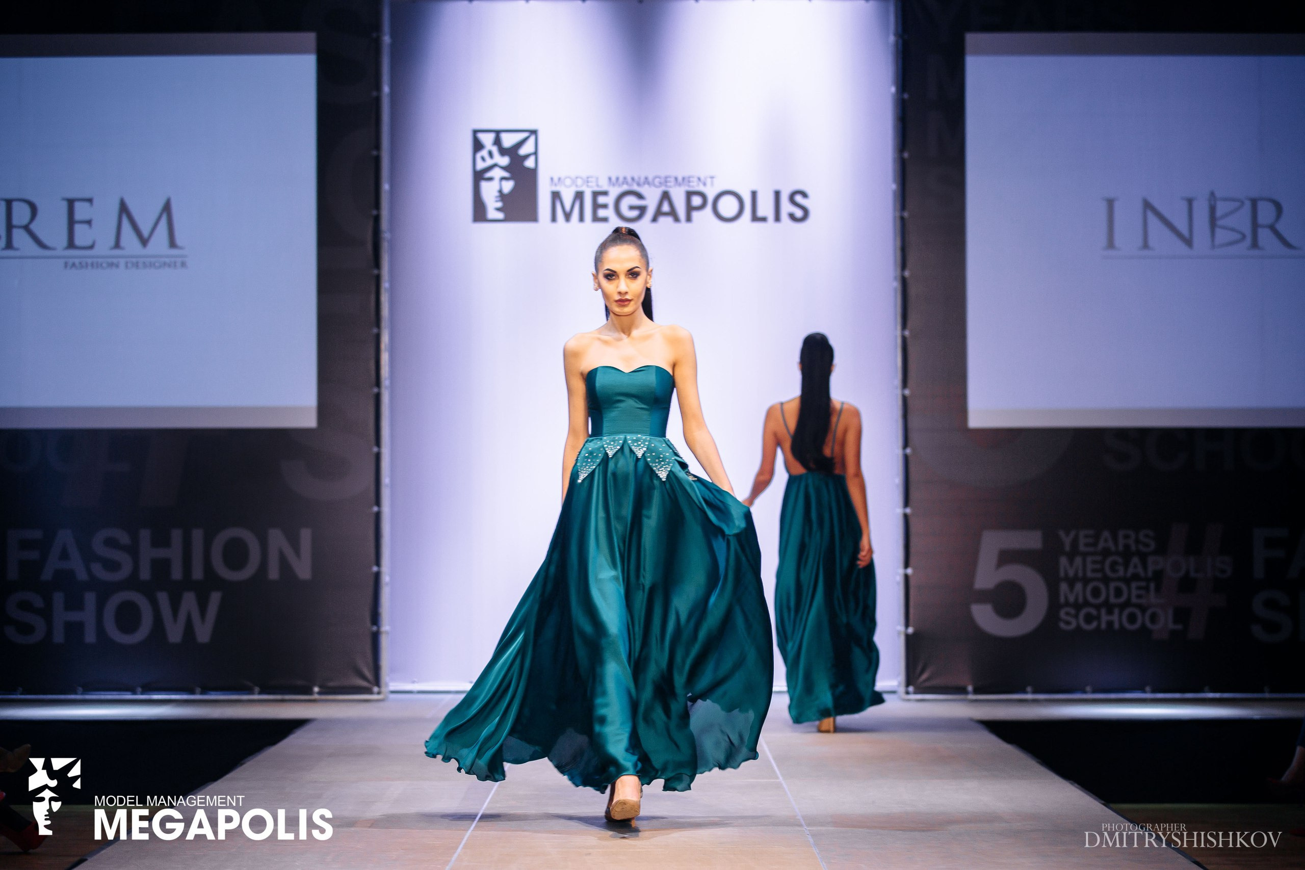 Показ 2017 год. Модельер Евгений Бременев