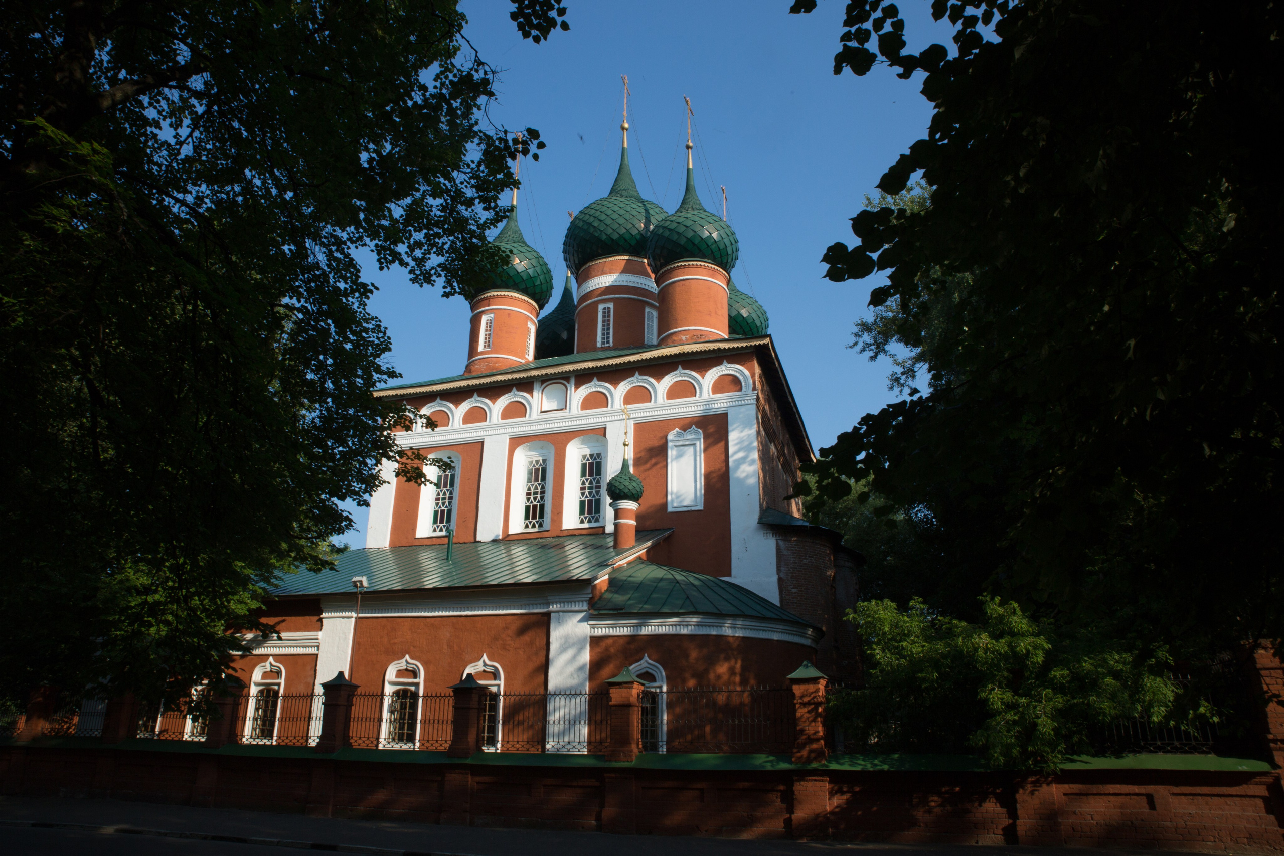 Г. Ярославль. Студия Максима Белослюдцева