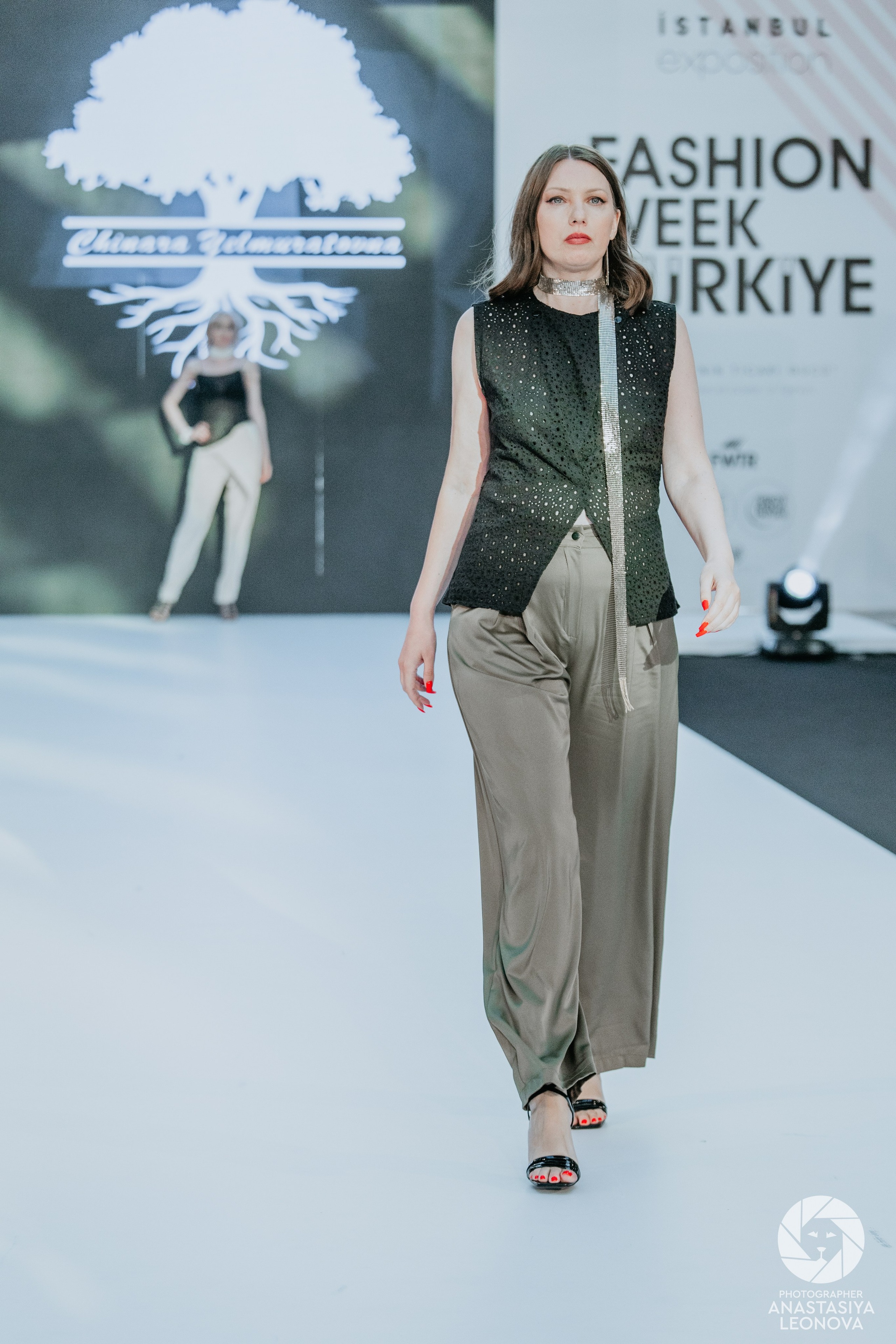 Fashion Week Türkiye [spring, 2025]. Anastasia Leonowa