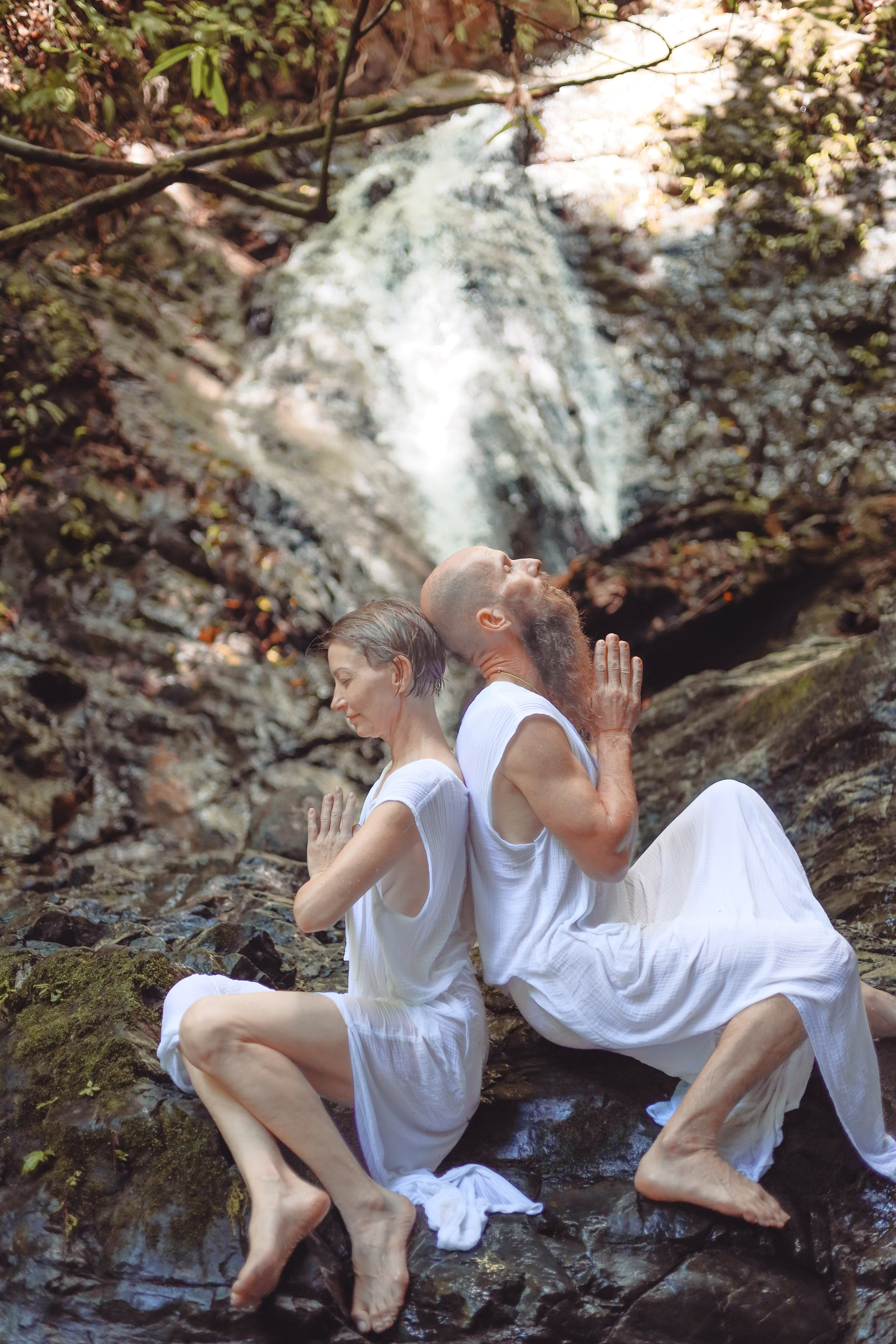 Soul wedding with a nature connection. Family, portrait, content photo in Costa Rica Evgeniya Besprozvannykh
