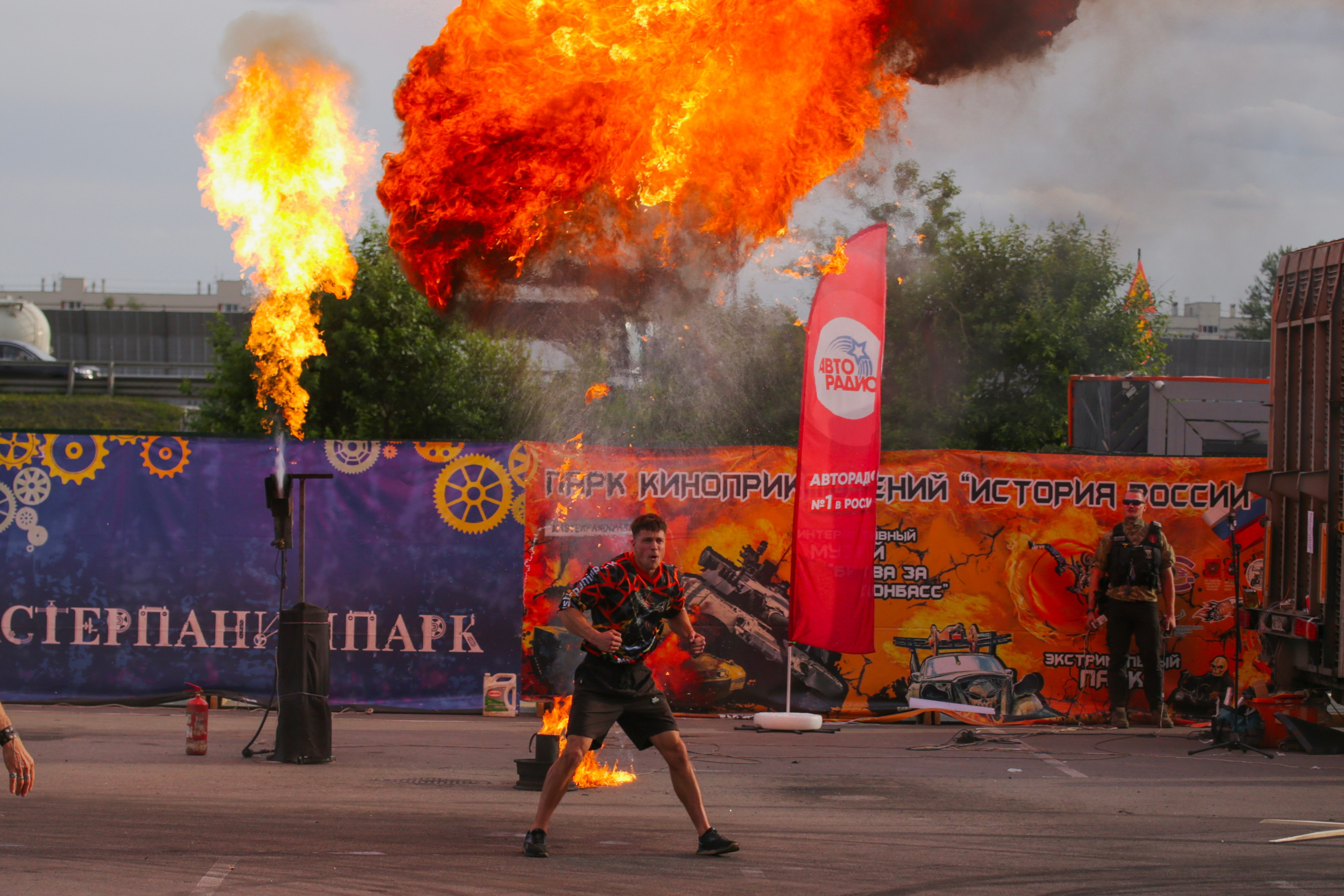 Шоу каскадеров. Костюмер, художник кино и телевидения в спб