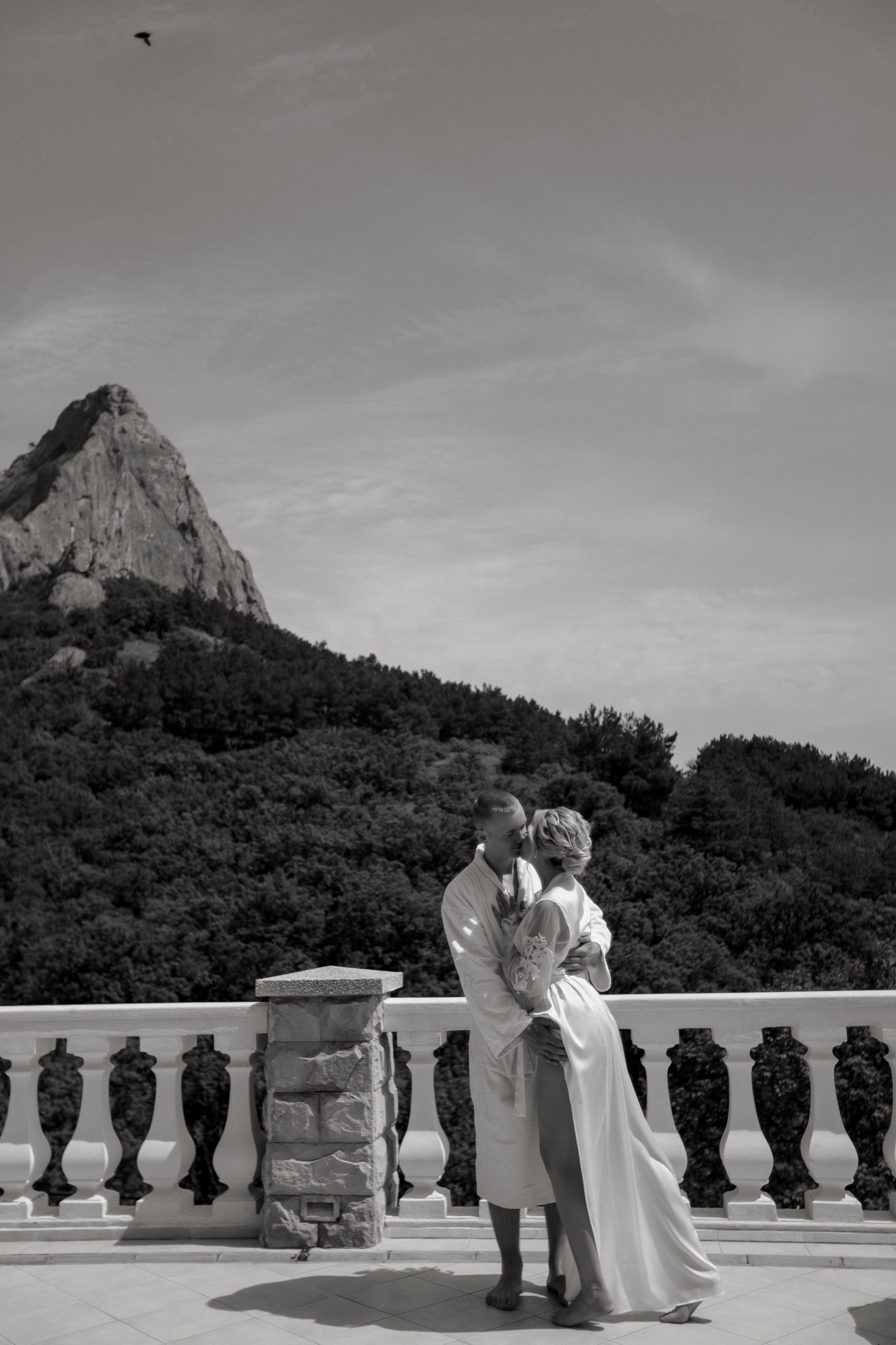 Денис и Алина. Белый замок. Фотограф Анна Лейман. Севастополь