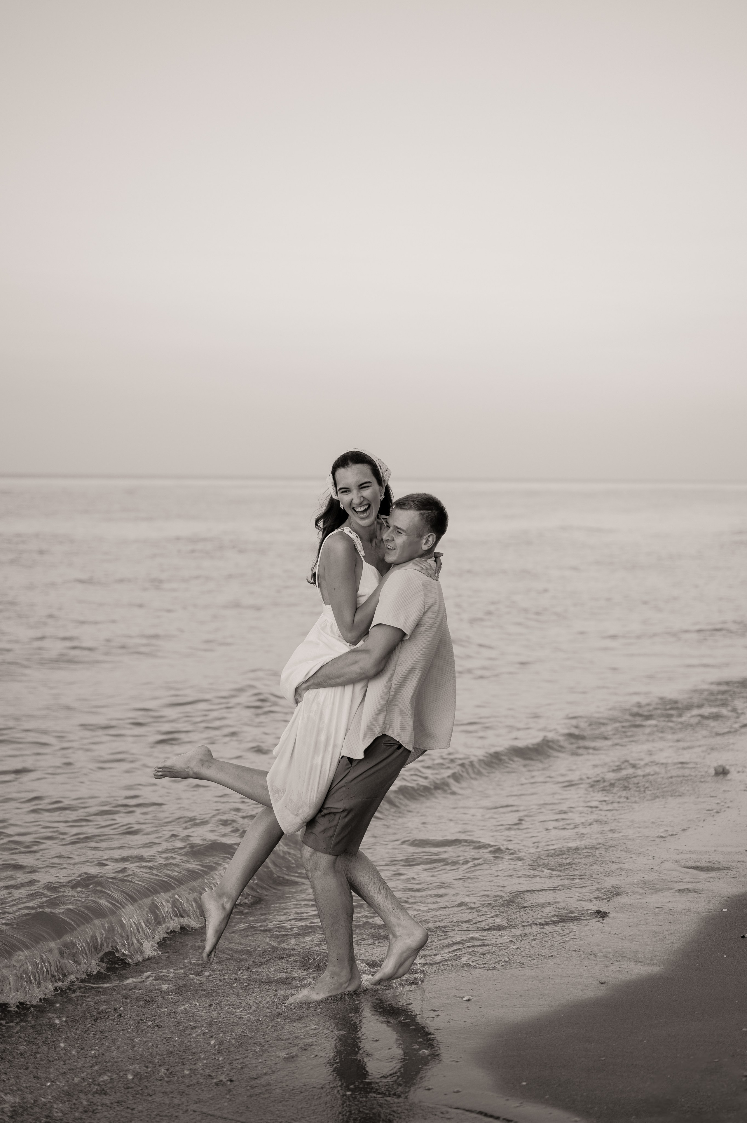 Предсвадебная съёмка на море🌊. Свадебный и семейный фотограф в Краснодаре Алина Мельник