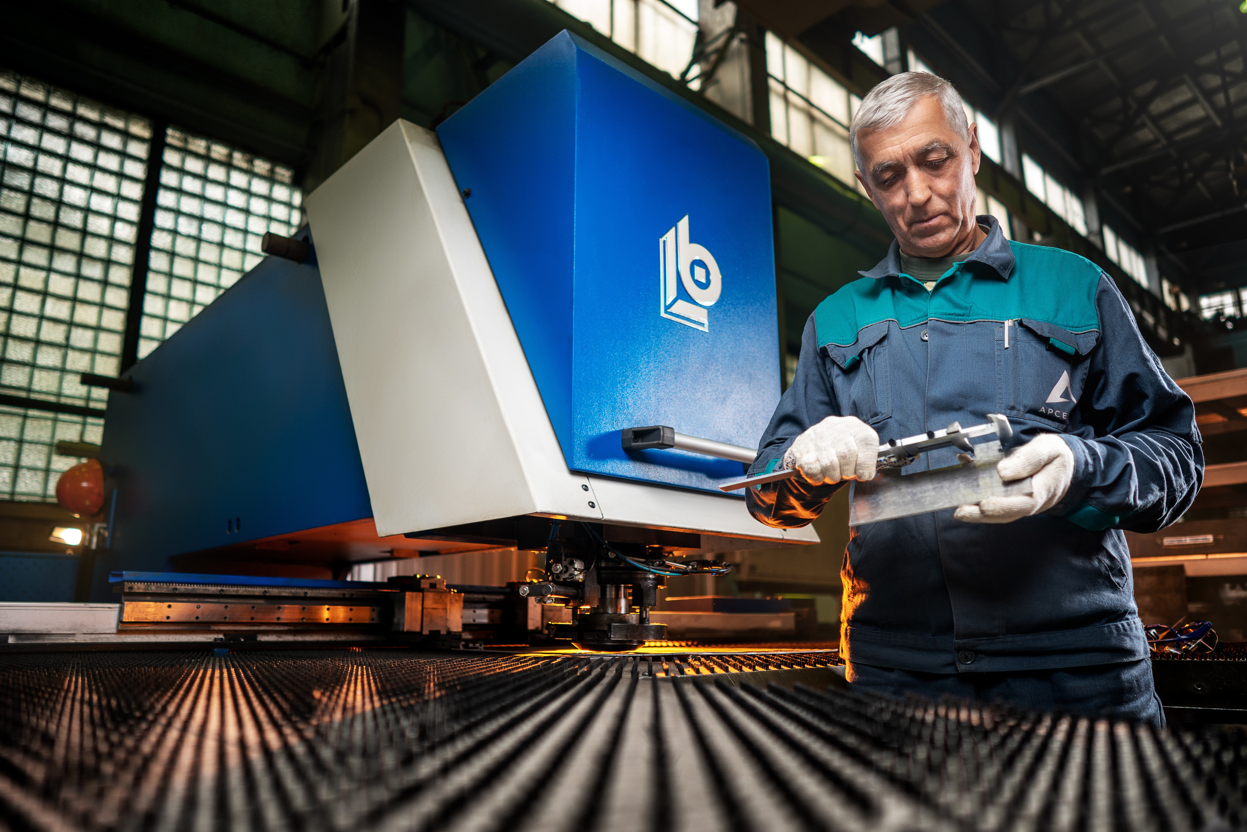 MZ Arsenal (Machine-Building Plant Arsenal). Advertising photographer in Dubai — Maxim Mitrofanov