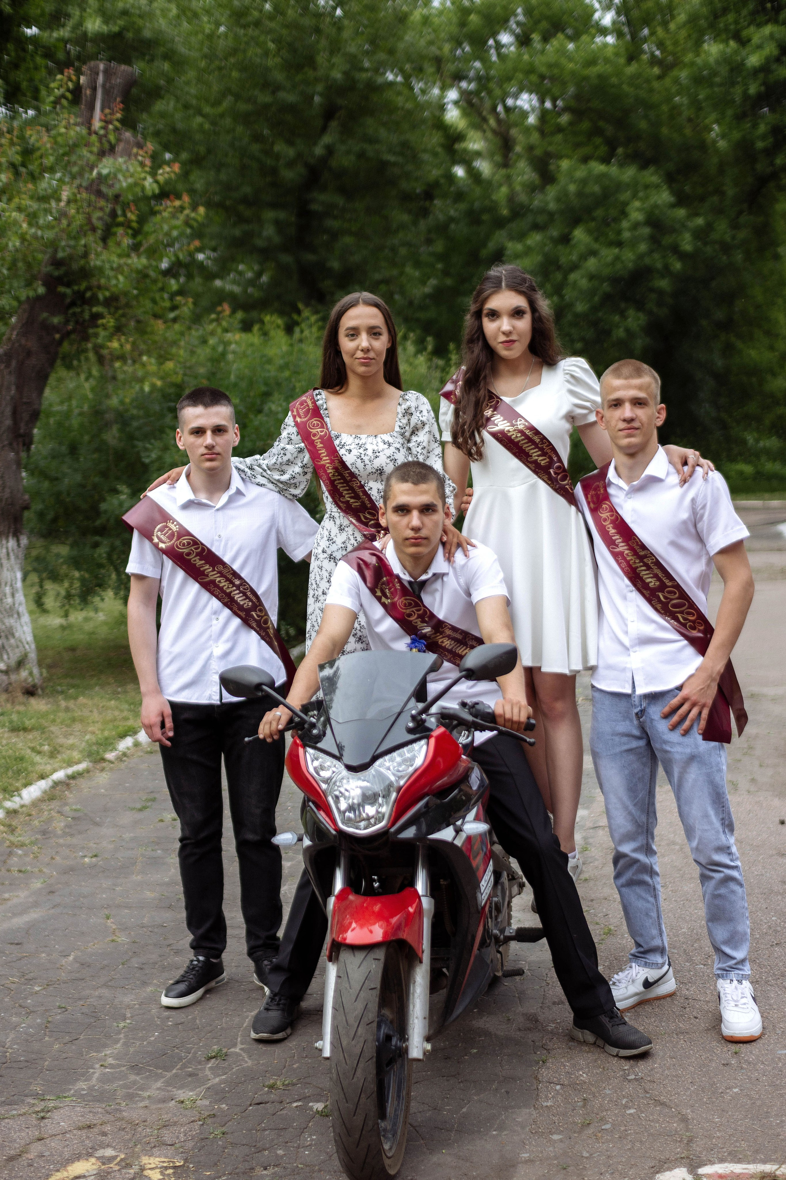 Школа № 13. Фотограф Донецк. Горловка. ДНР. Севастополь