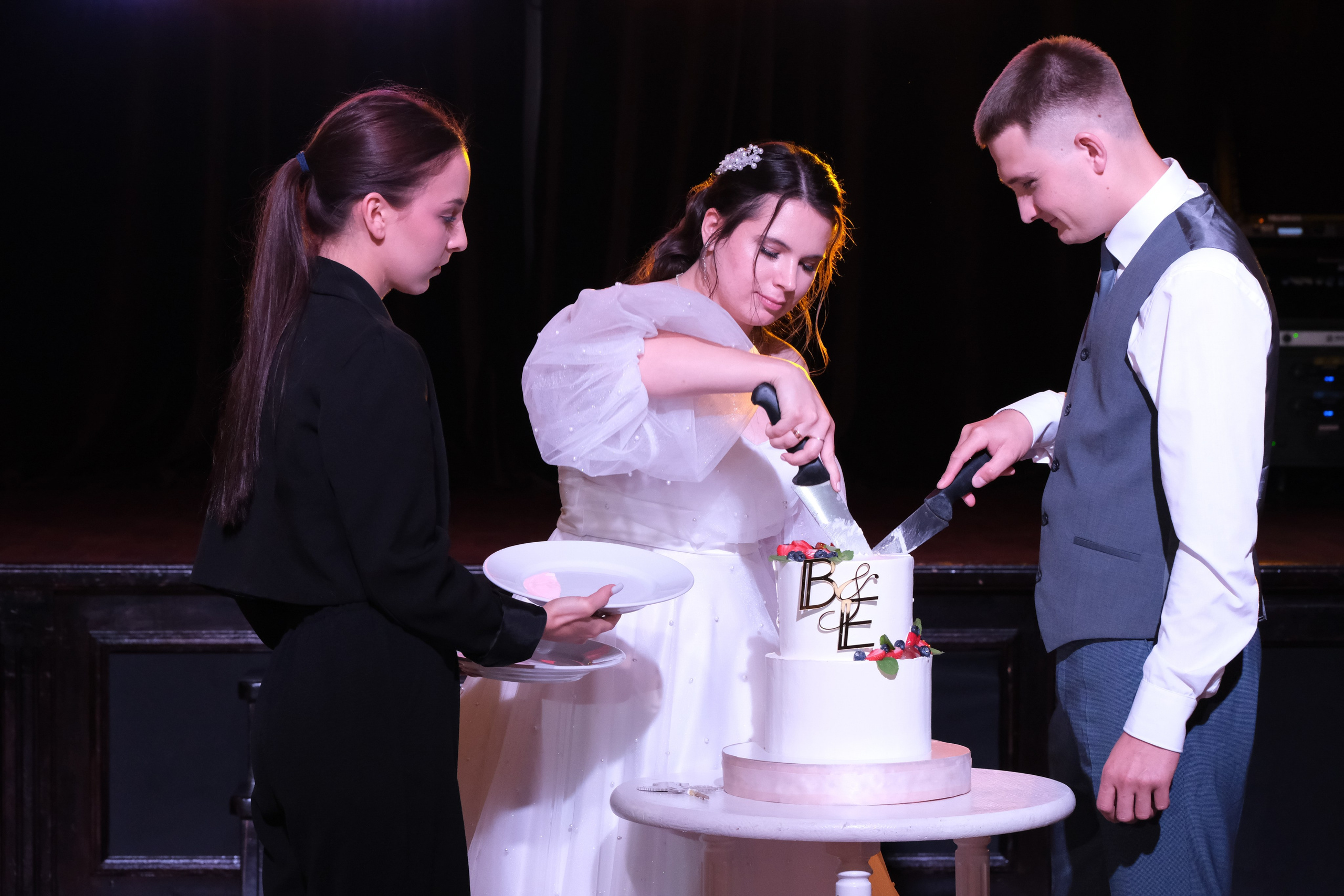 Свадьба Евгения и Виктории. Свадебный фотограф в Челябинске Сырчикова Наталья