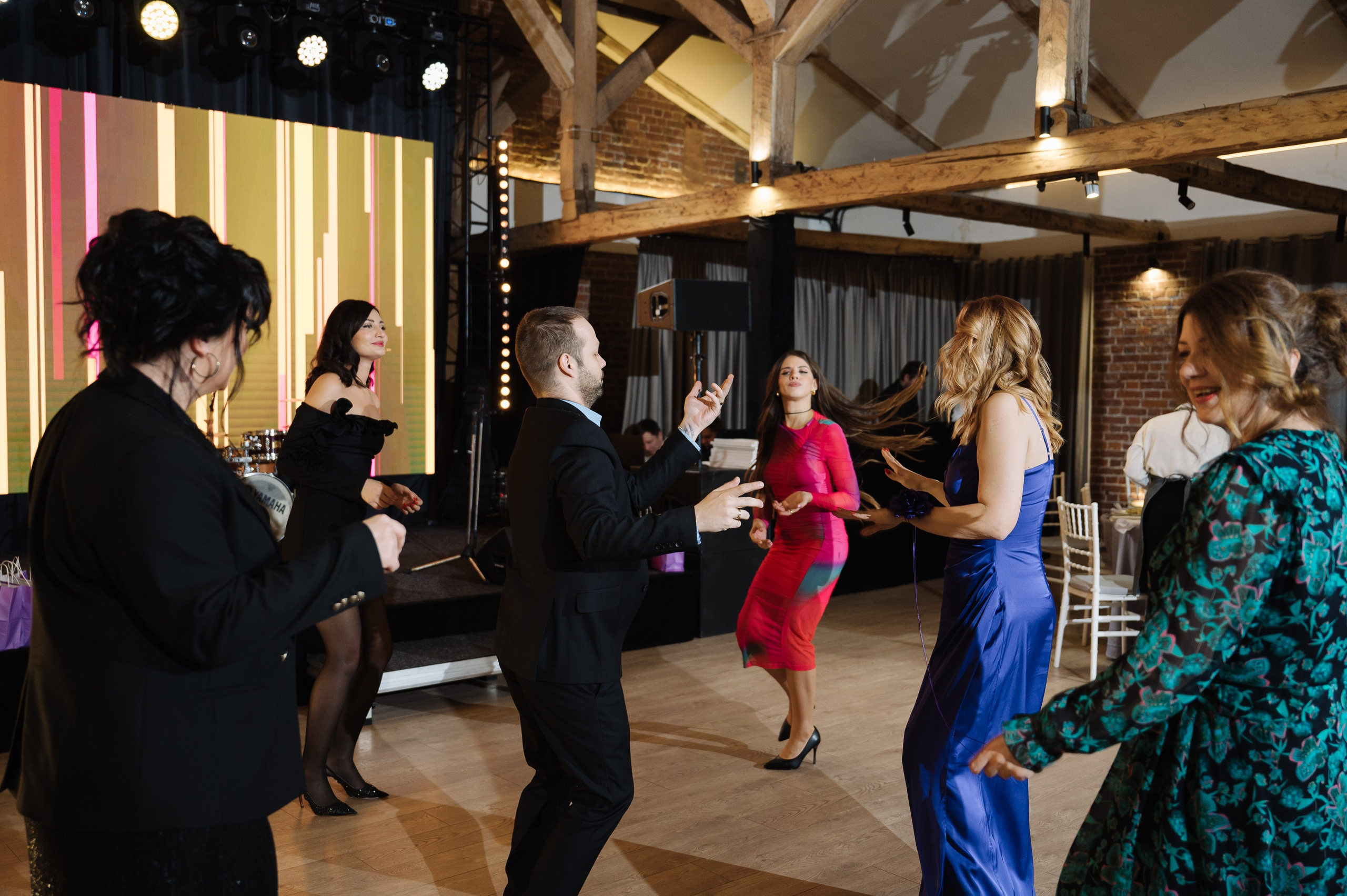 КОРПОРАТИВ