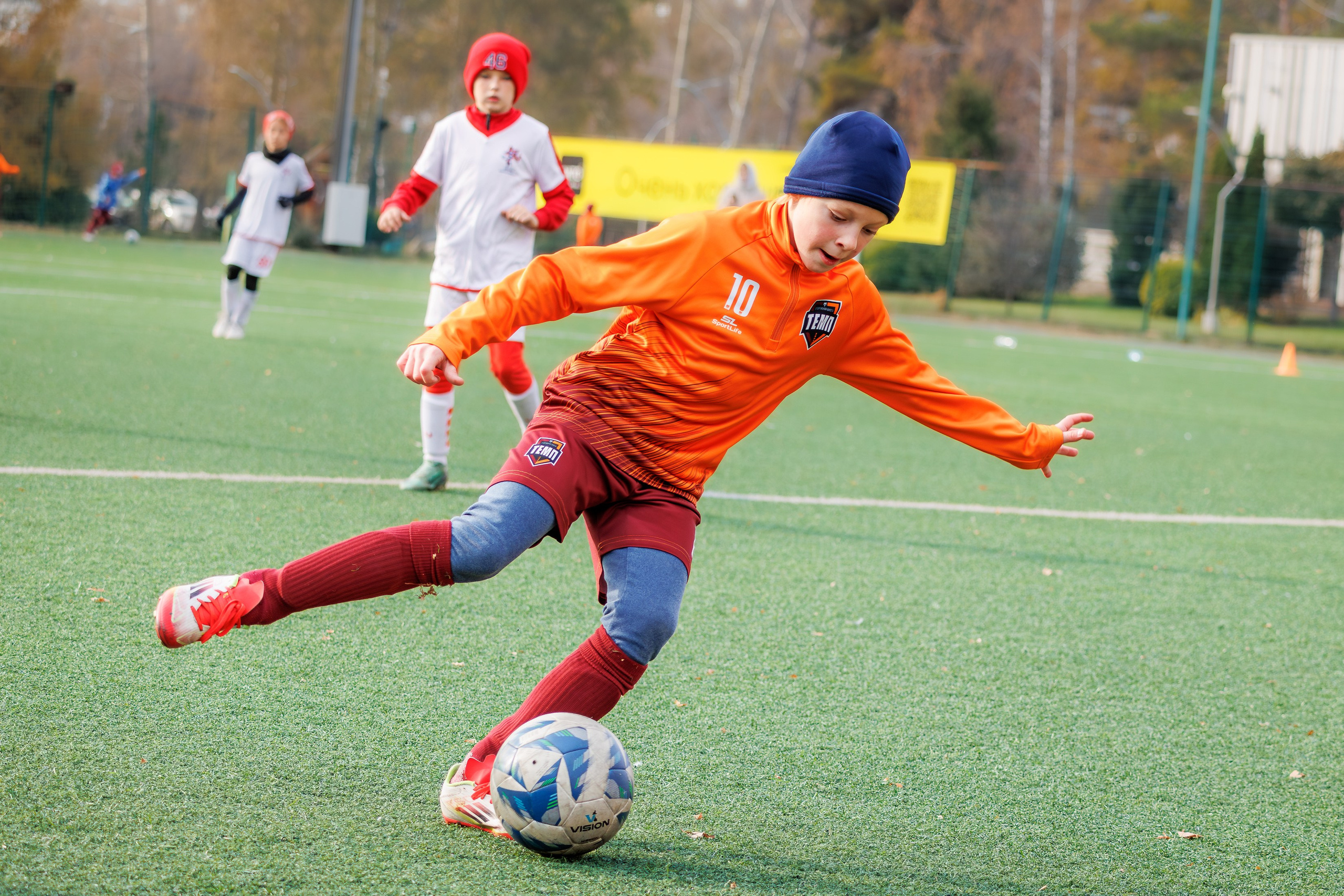 Товарищеский матч среди юниоров. Репортажный фотограф в Барнауле Владимир Игнатов
