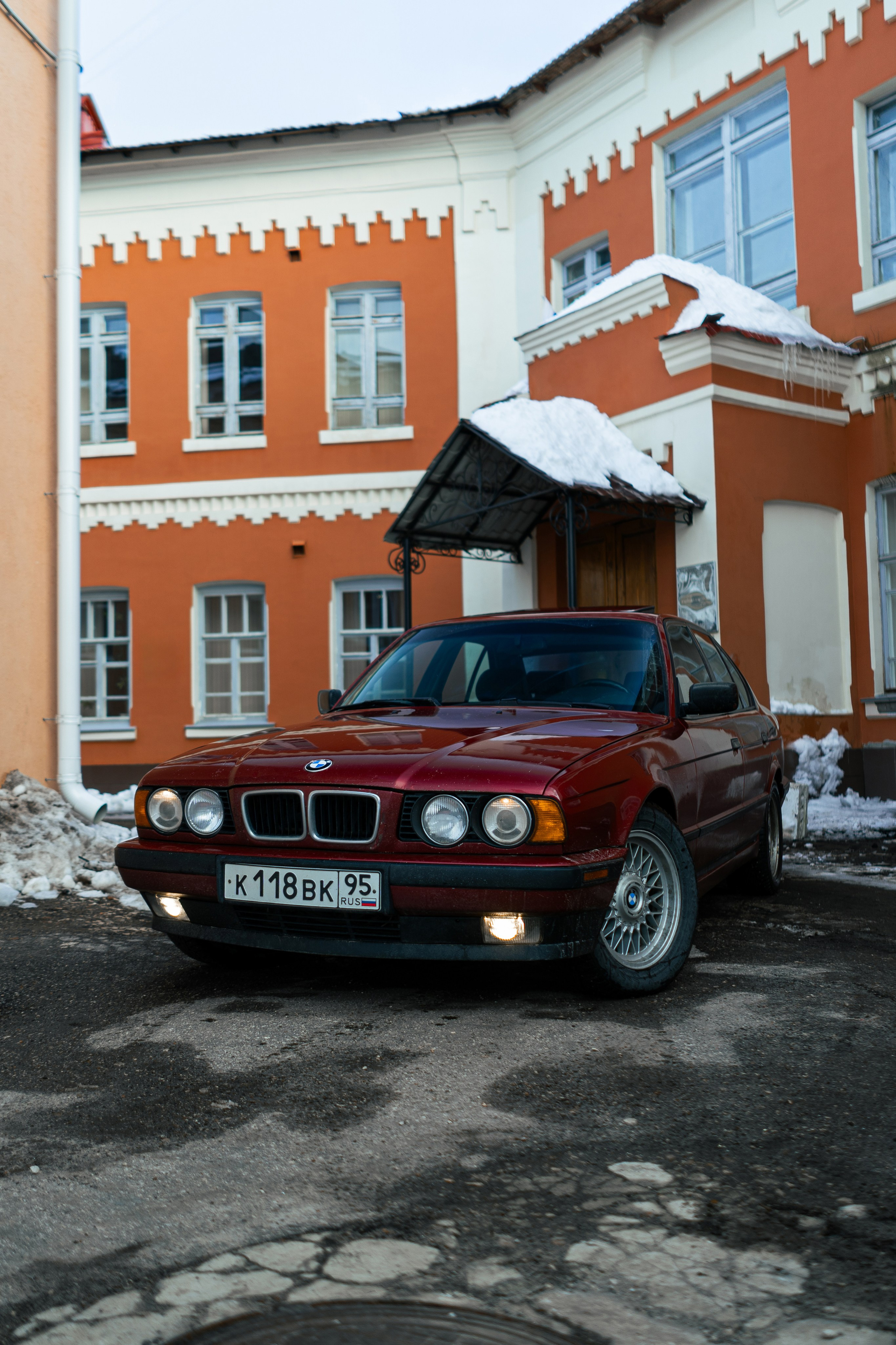 Автомобильная фото-сессия BMW 540i E34 в Калуге