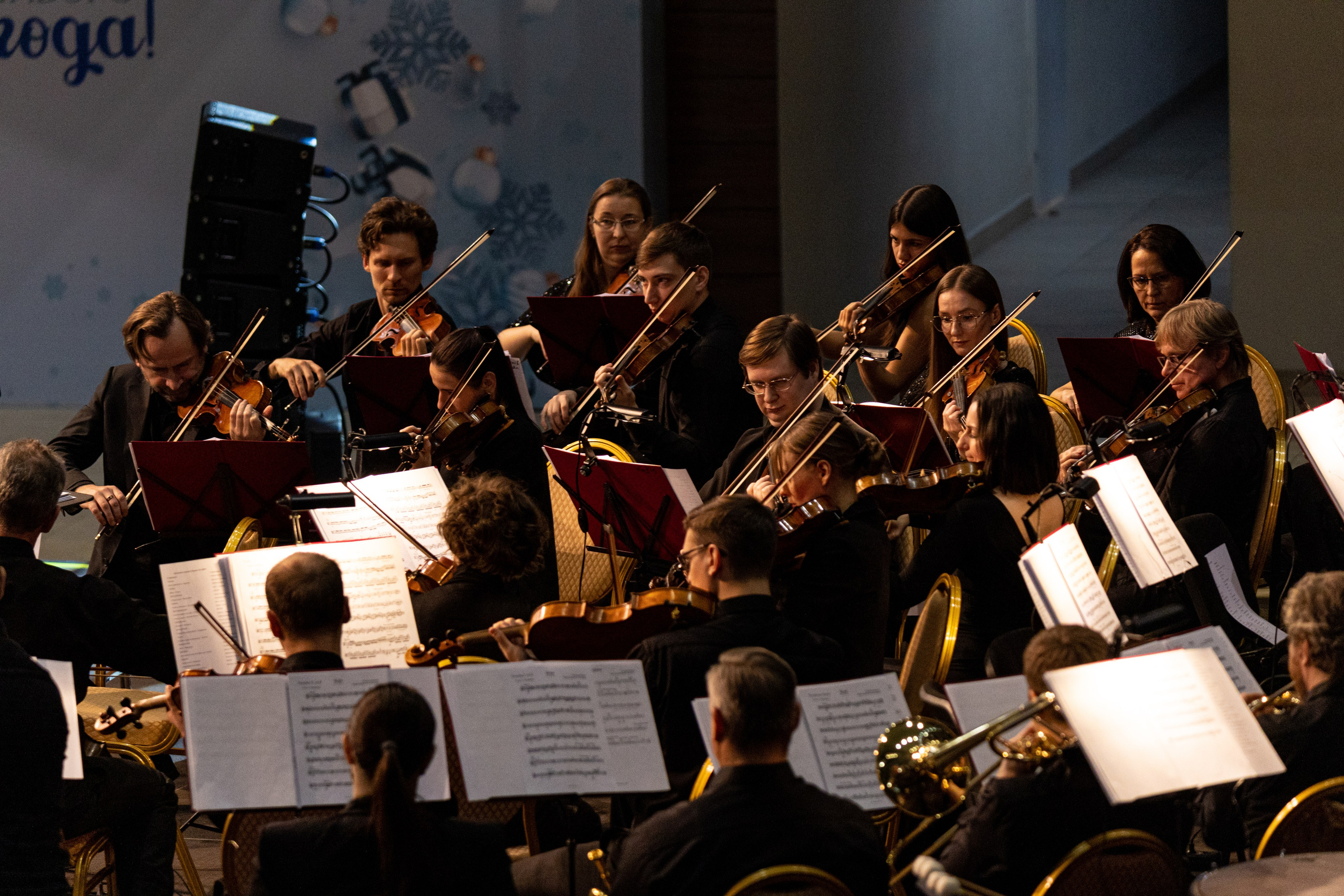 Оркестр приморской сцены Мариинского театра в ДВФУ. Олег Катакинов| Репортажный фотограф в городе у моря (Владивосток)